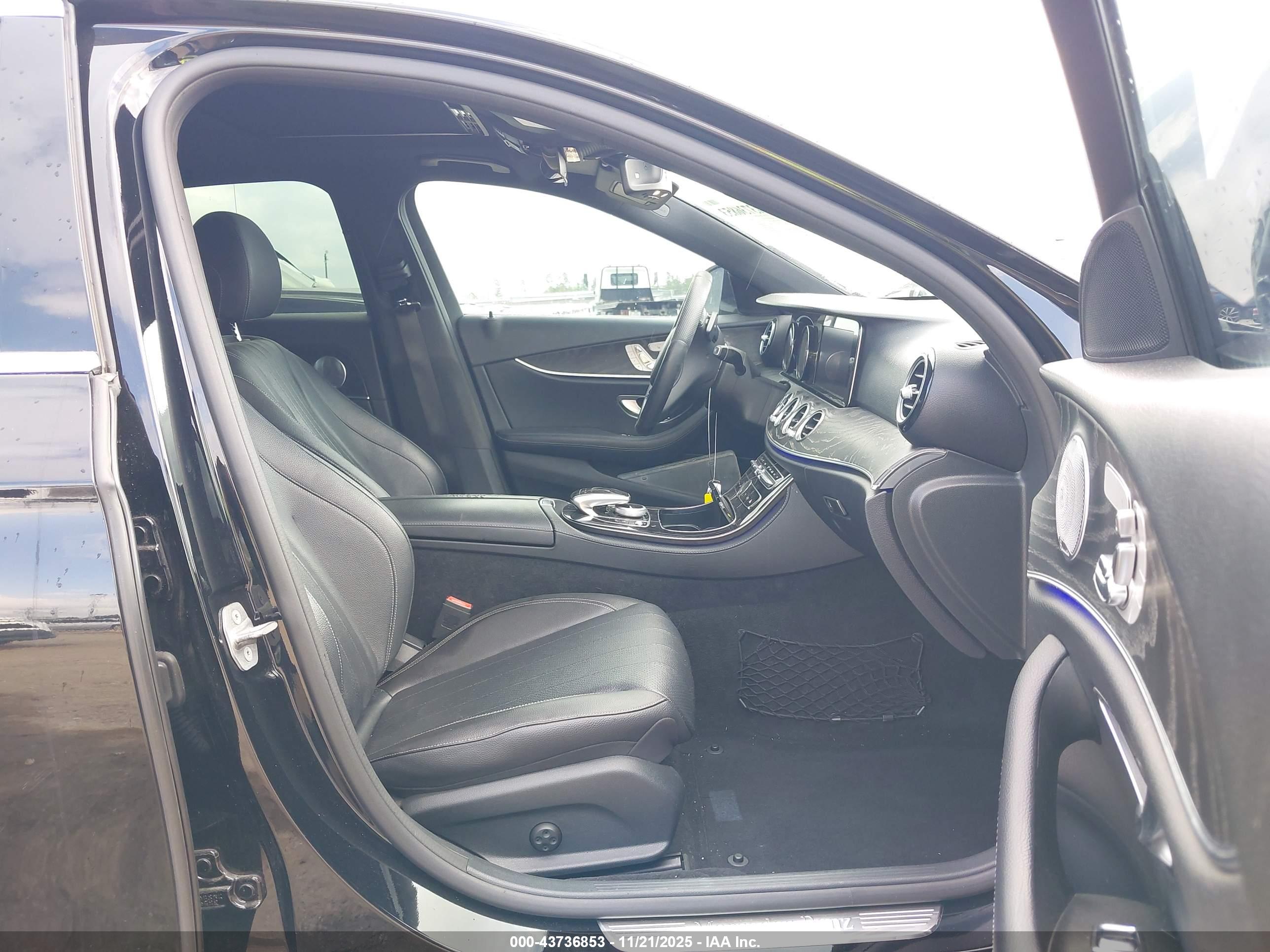 MERCEDES-BENZ E image 5