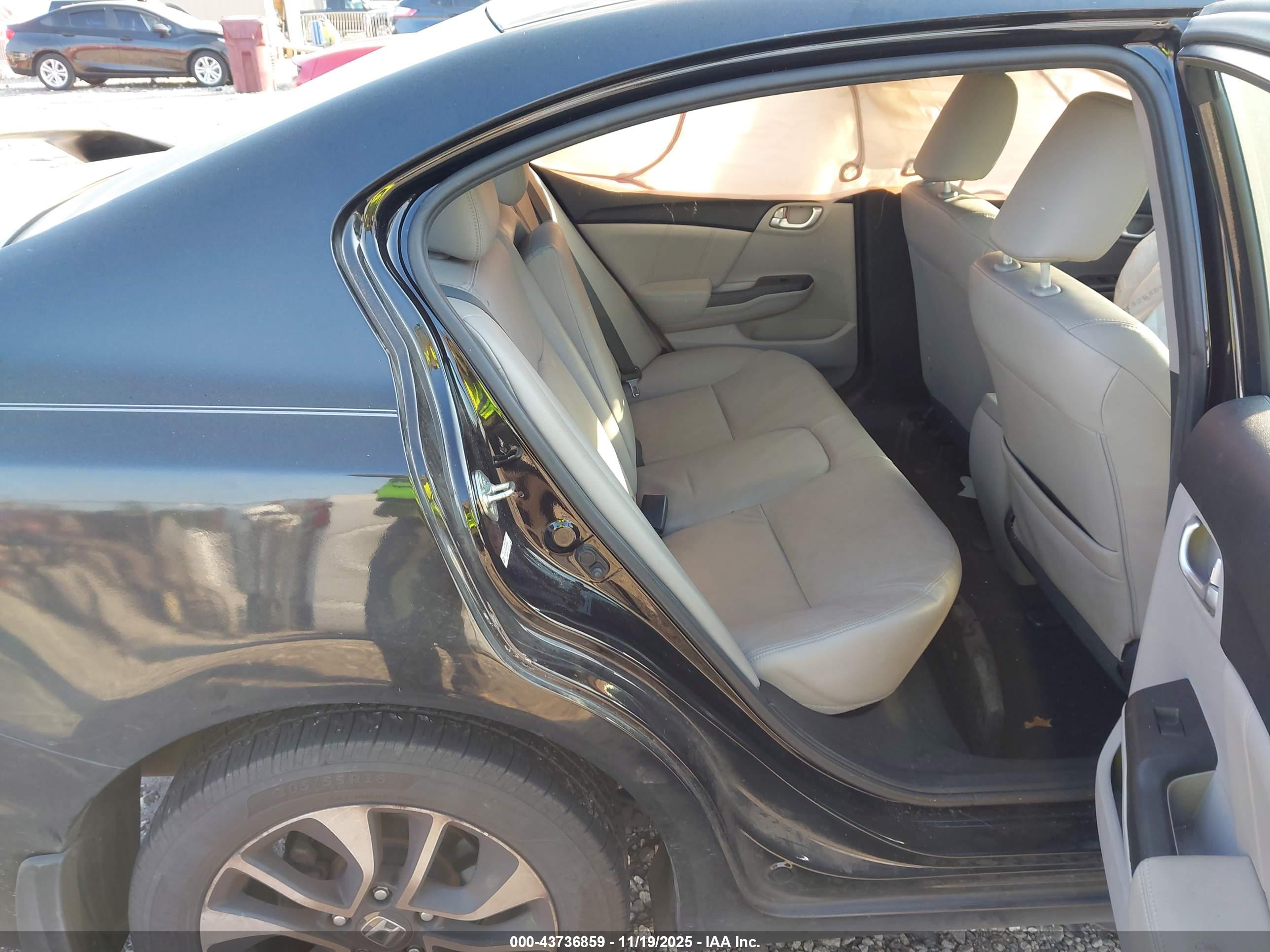 HONDA CIVIC image 8