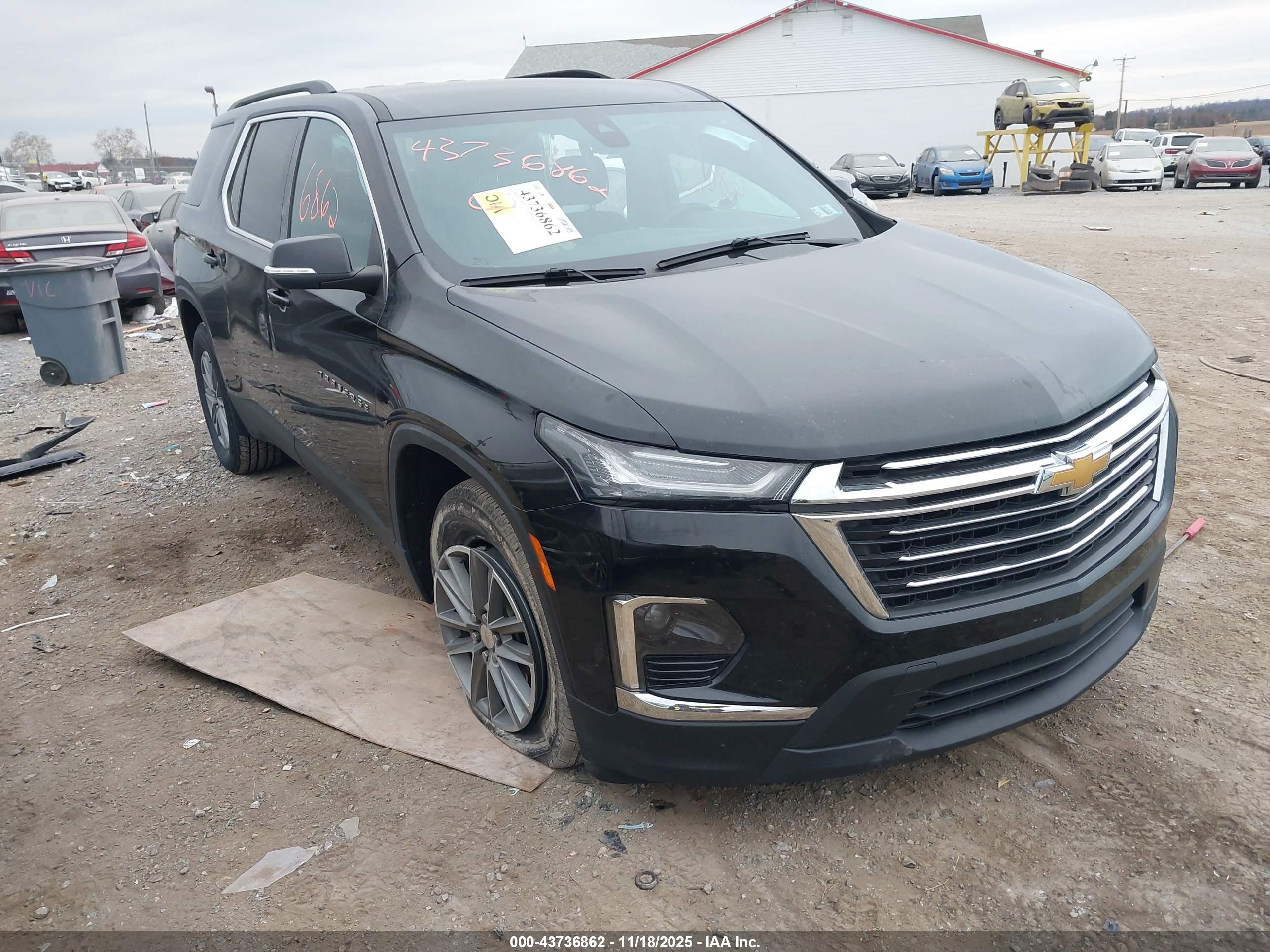 CHEVROLET TRAVERSE image 6