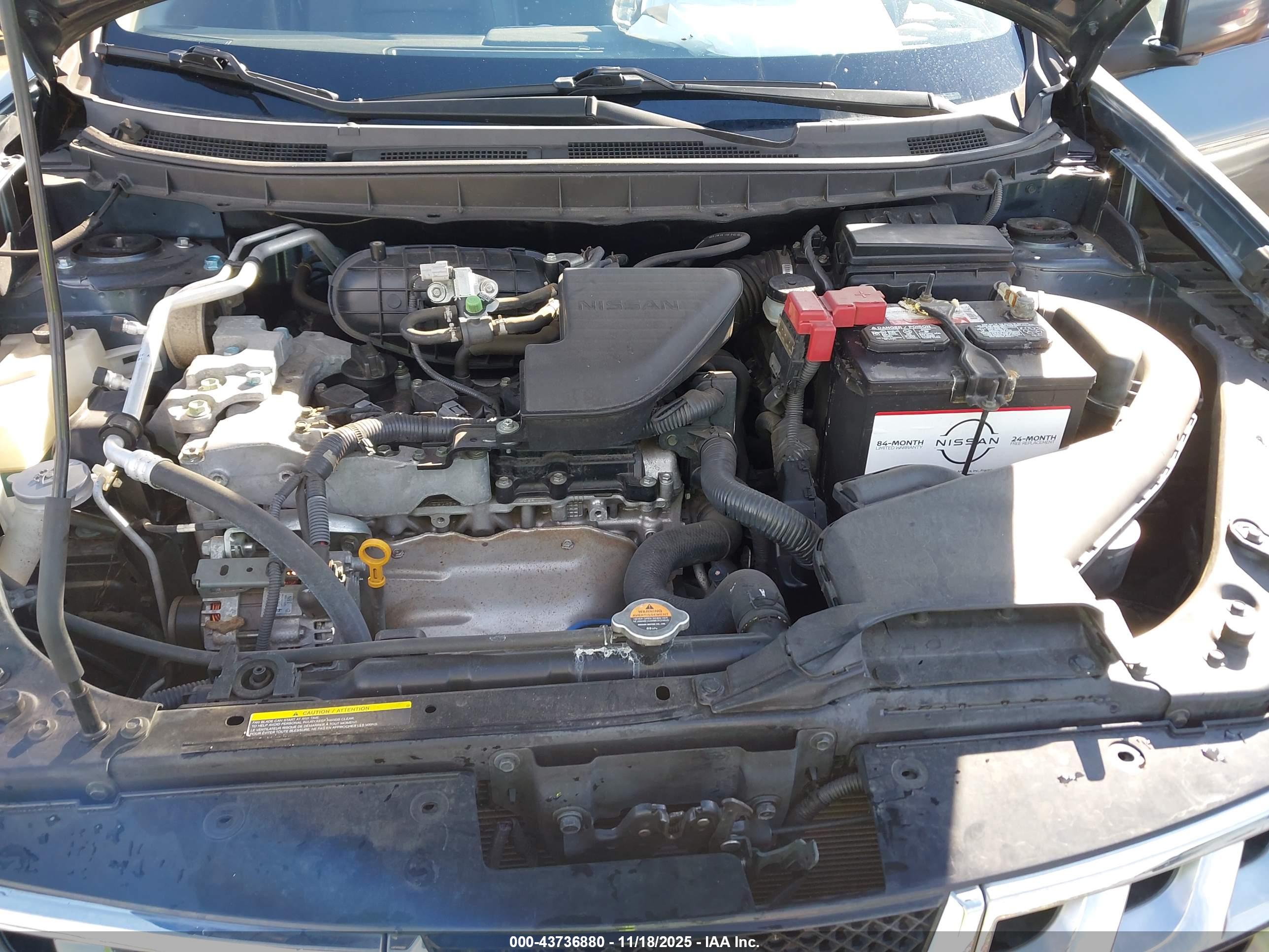 NISSAN ROGUE image 10