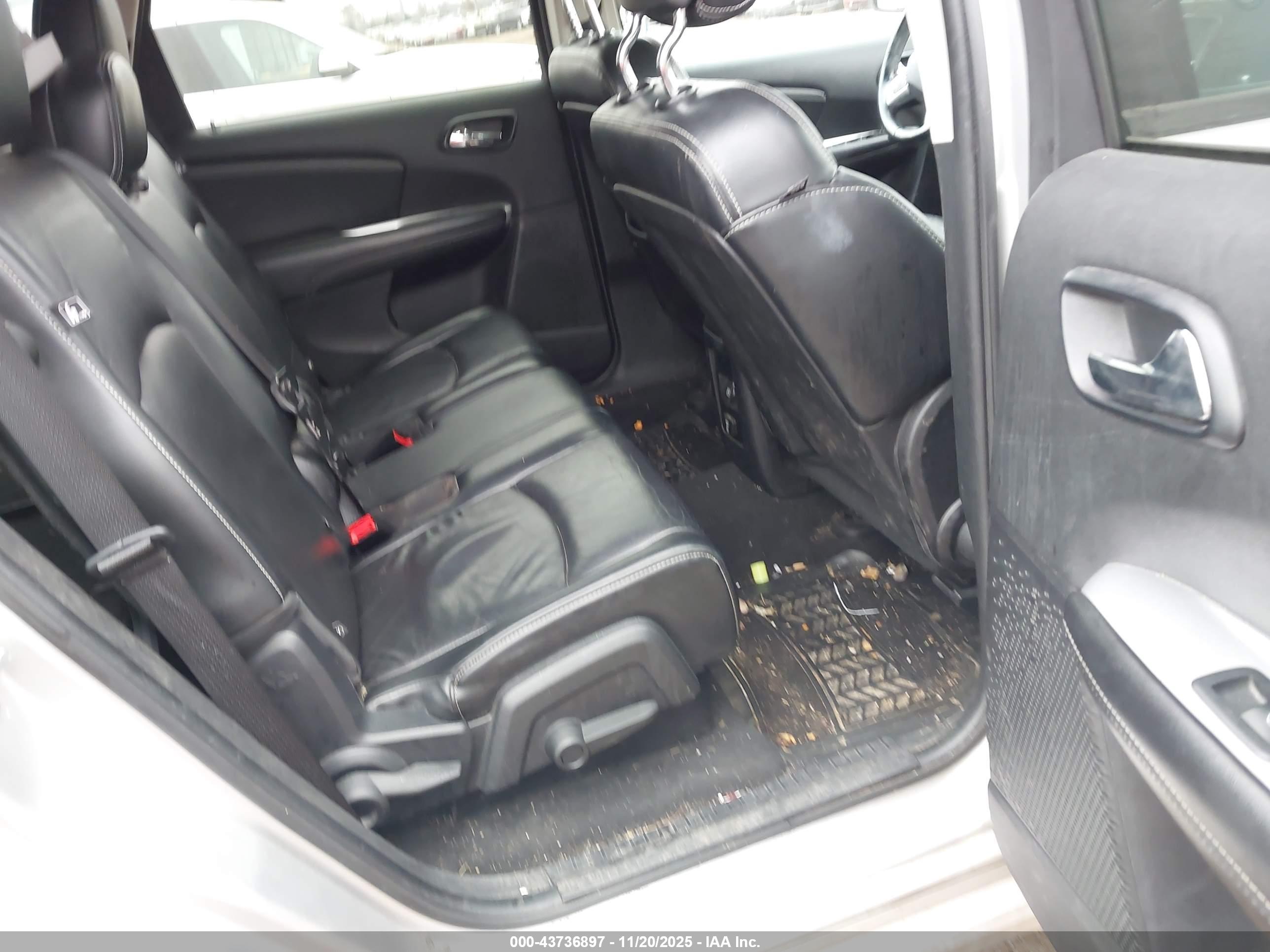 DODGE JOURNEY image 8