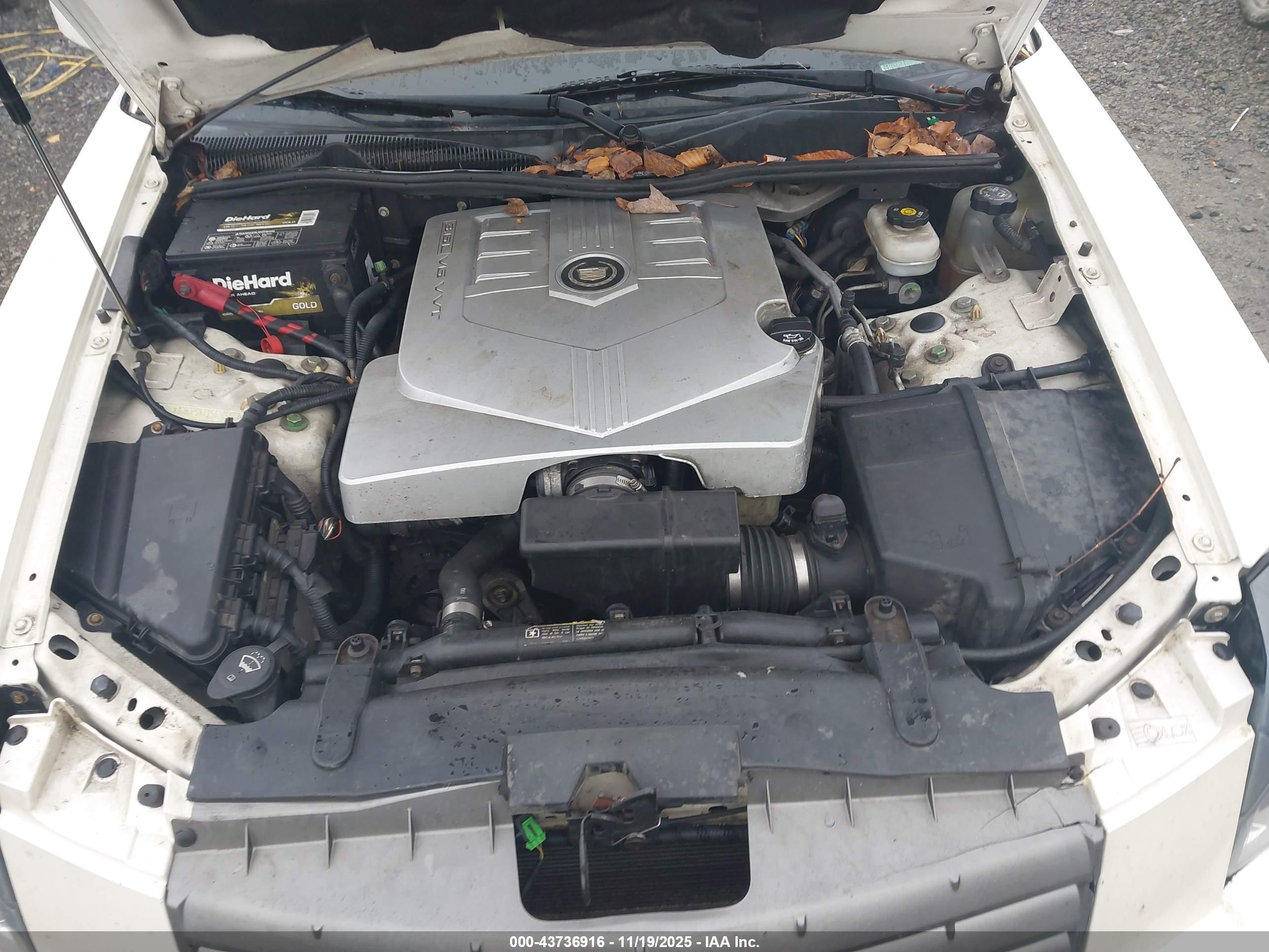 CADILLAC CTS image 10