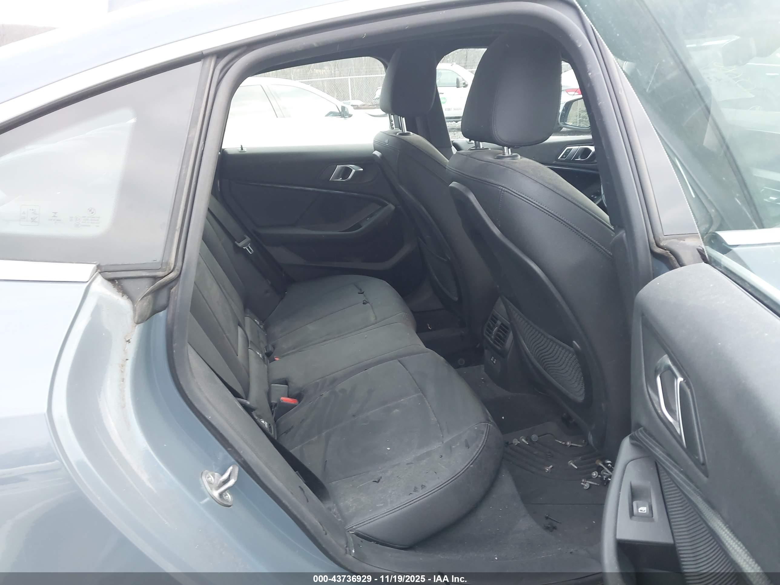 BMW 228 image 8