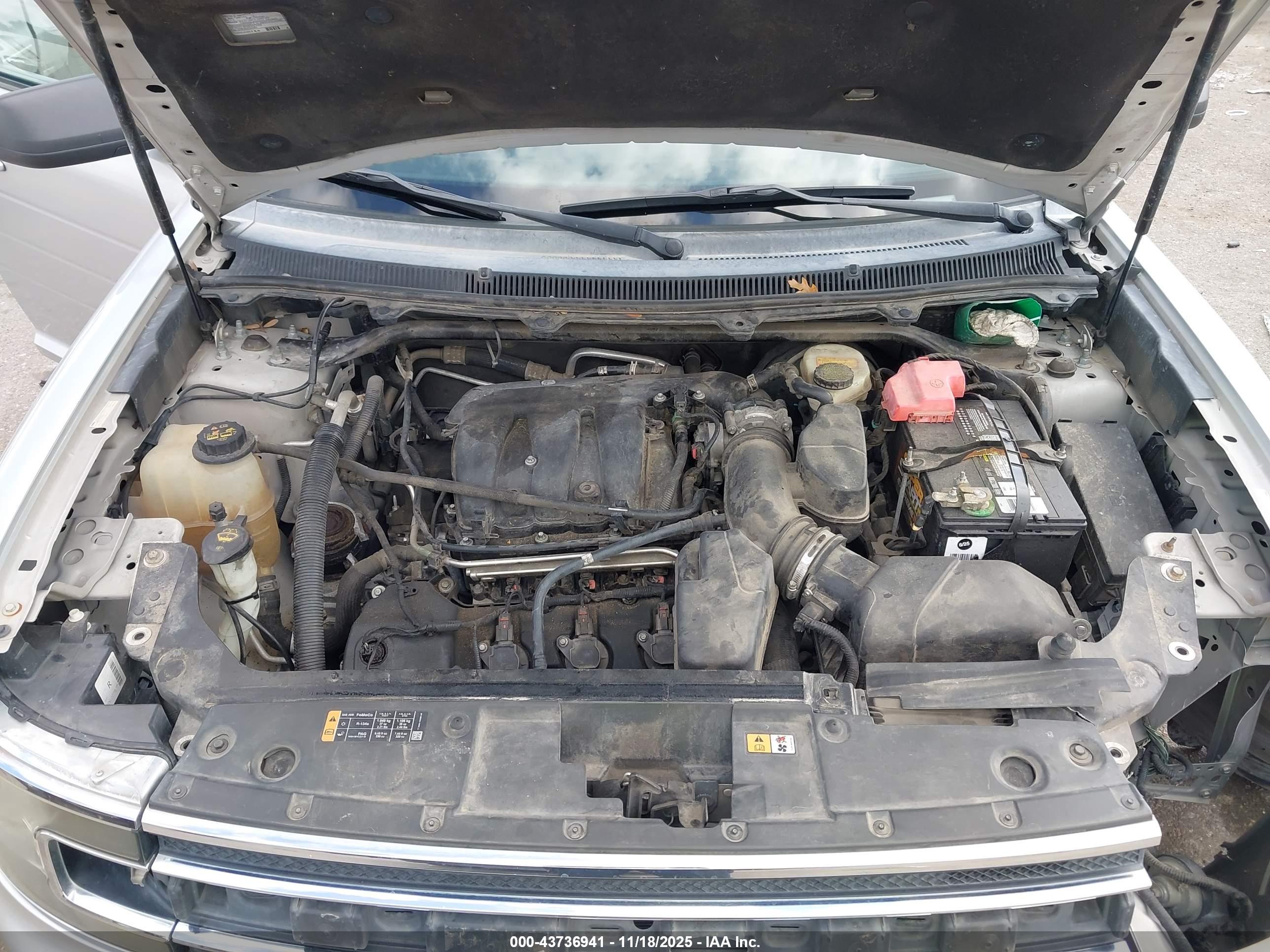 FORD FLEX image 10