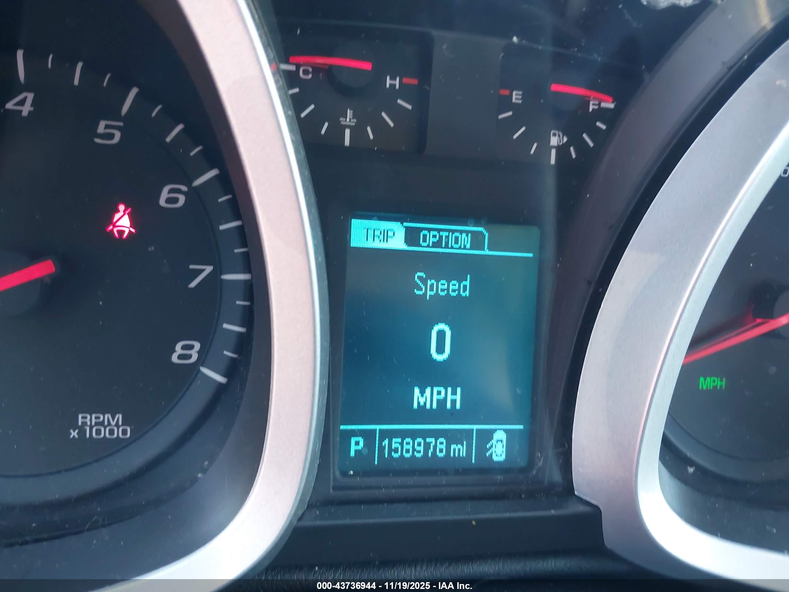CHEVROLET EQUINOX image 7