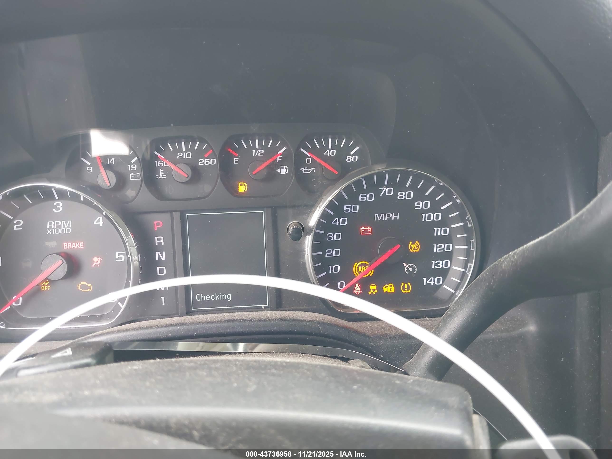 CHEVROLET SILVERADO image 7