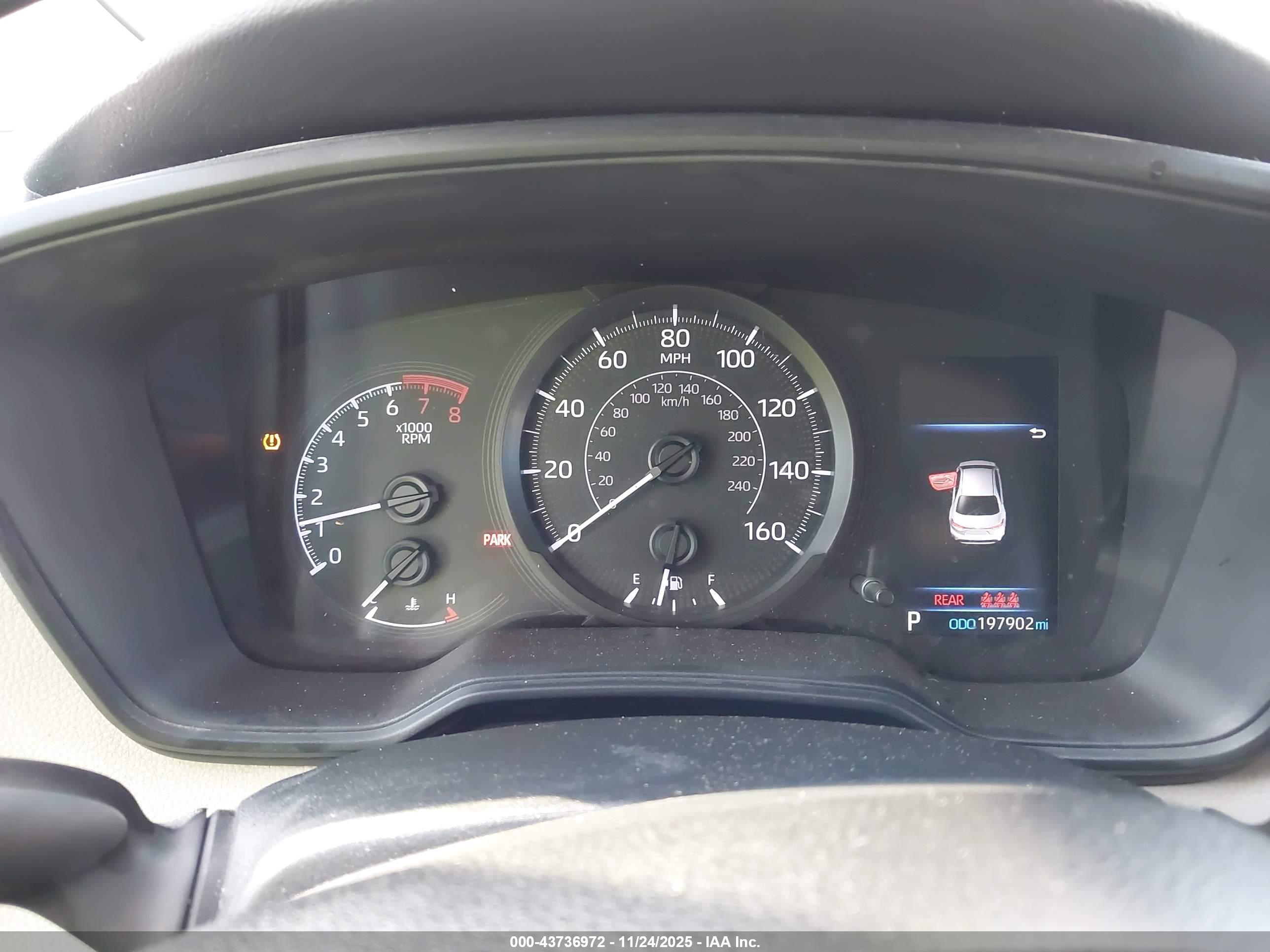 TOYOTA COROLLA image 7