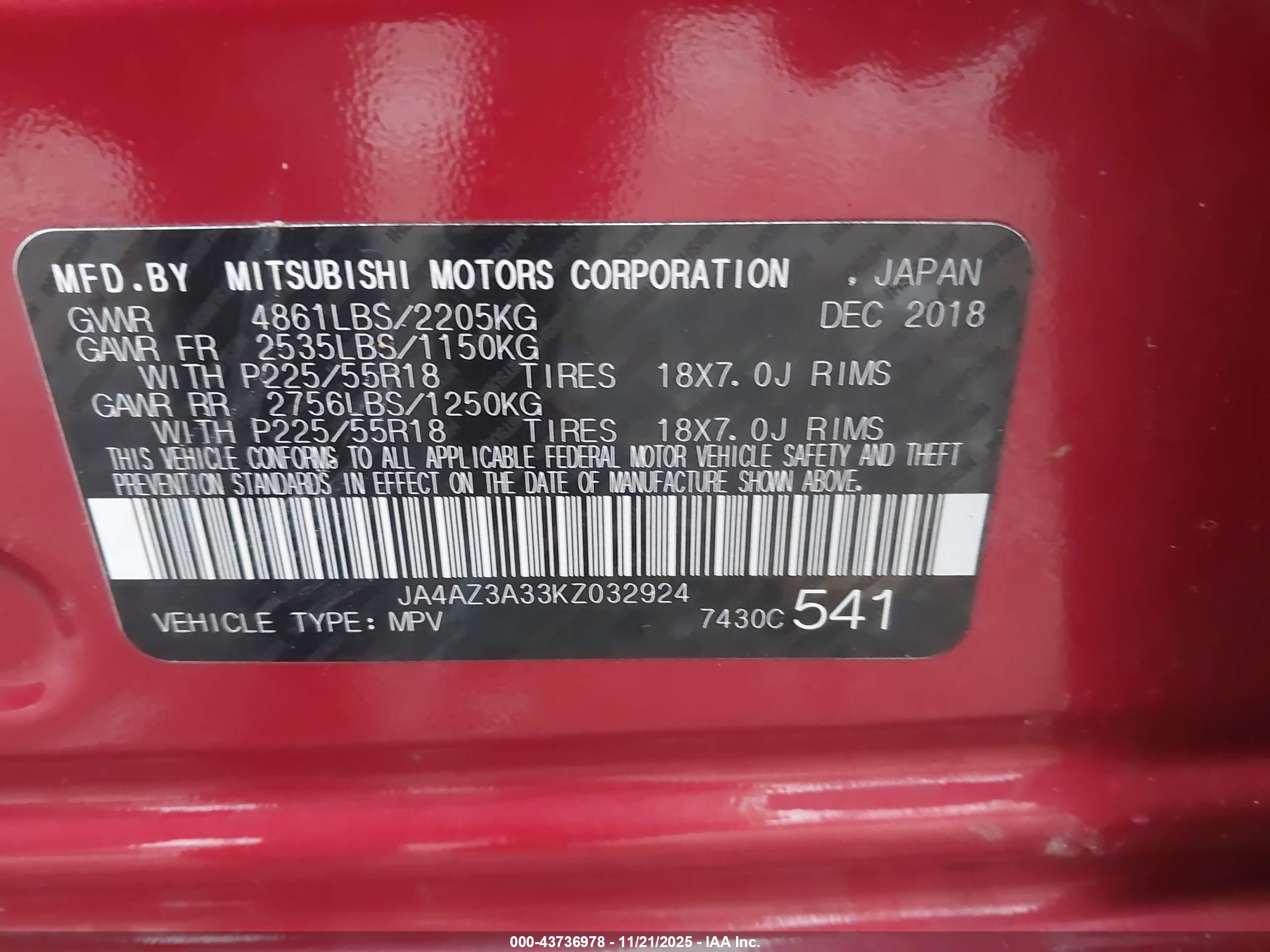 MITSUBISHI OUTLANDER image 9