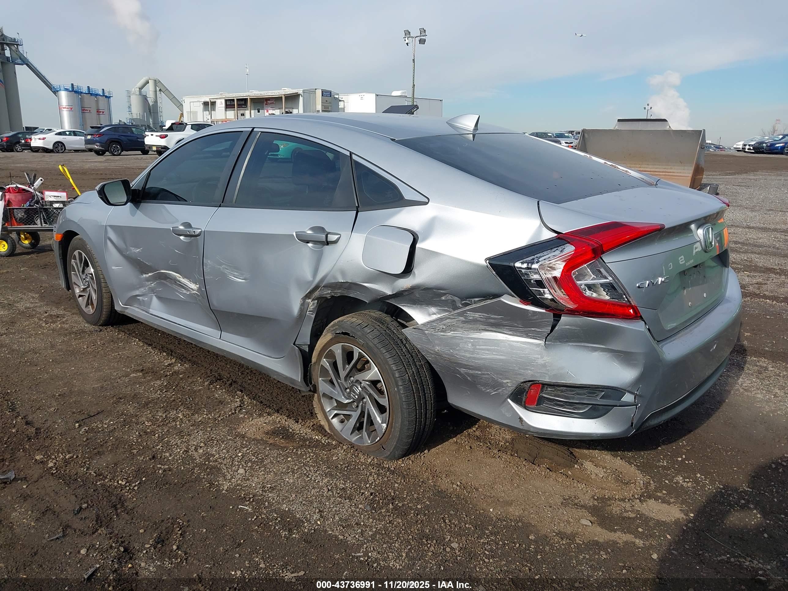 HONDA CIVIC image 3
