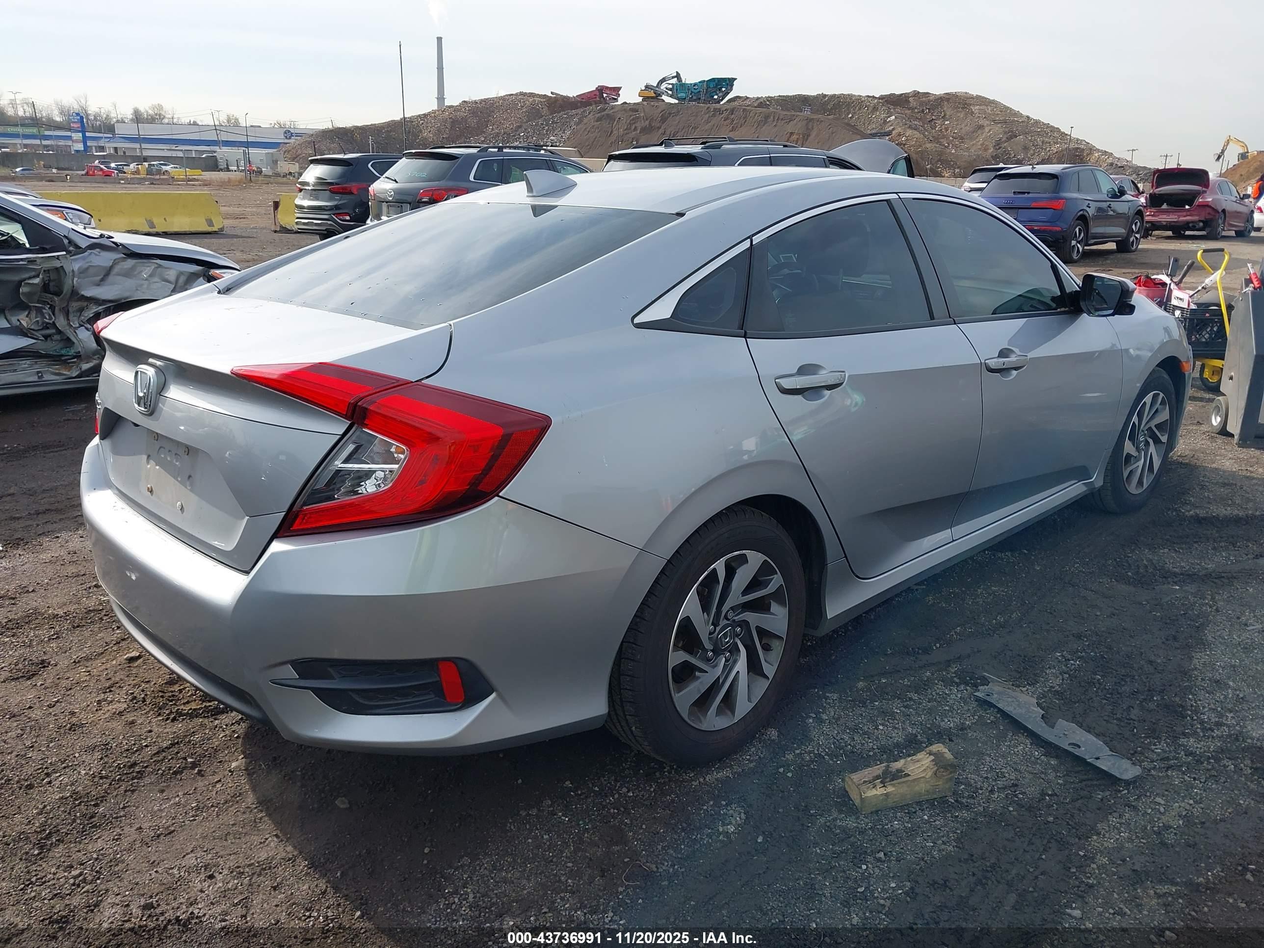 HONDA CIVIC image 4