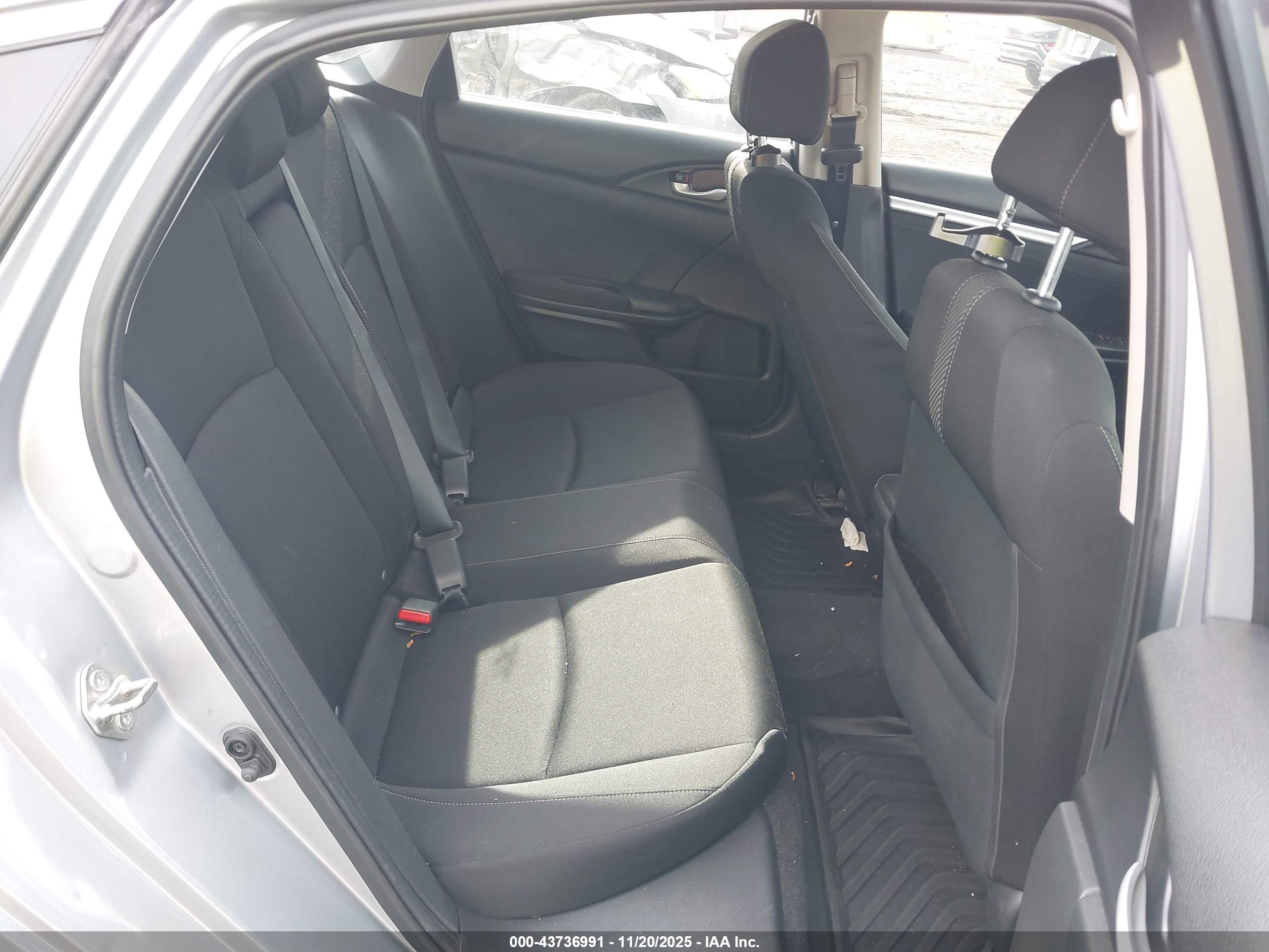 HONDA CIVIC image 8