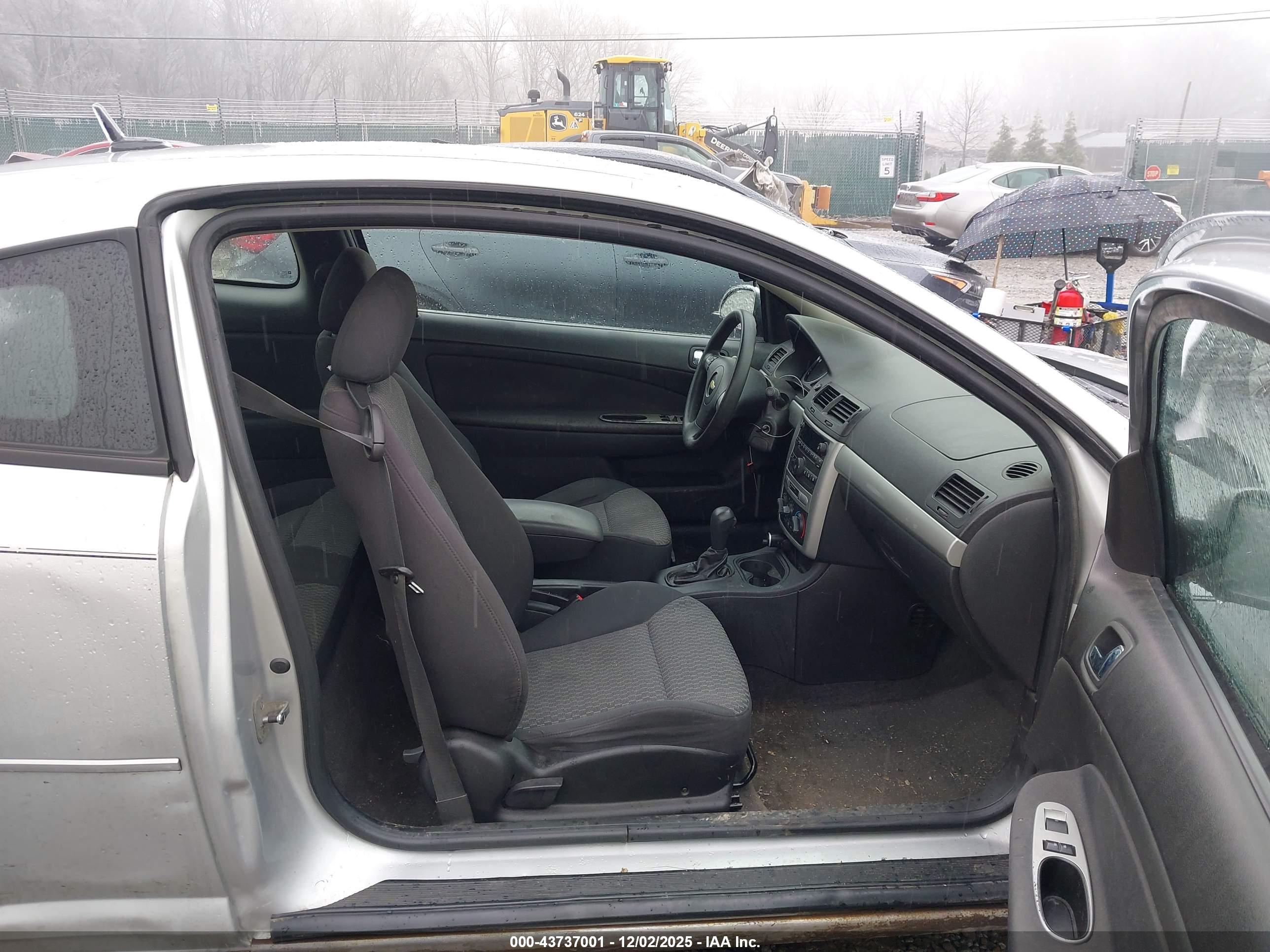 CHEVROLET COBALT image 5
