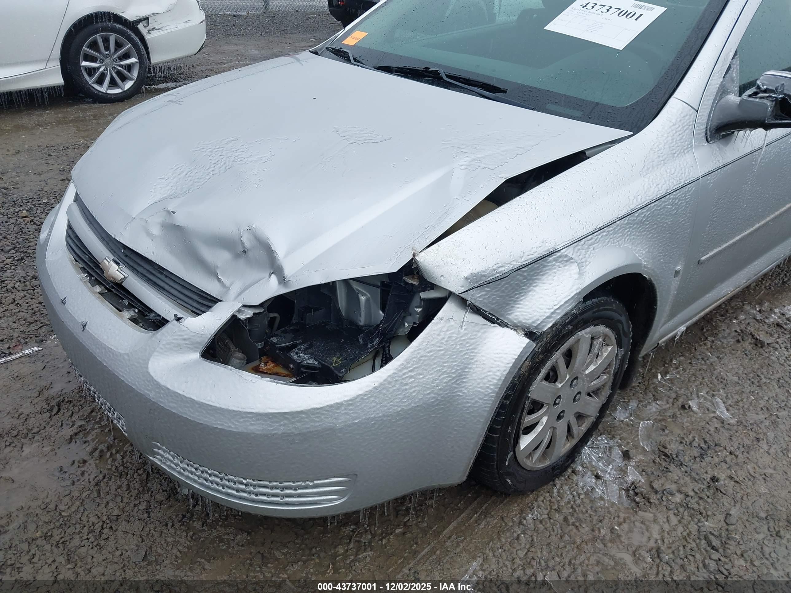 CHEVROLET COBALT image 6