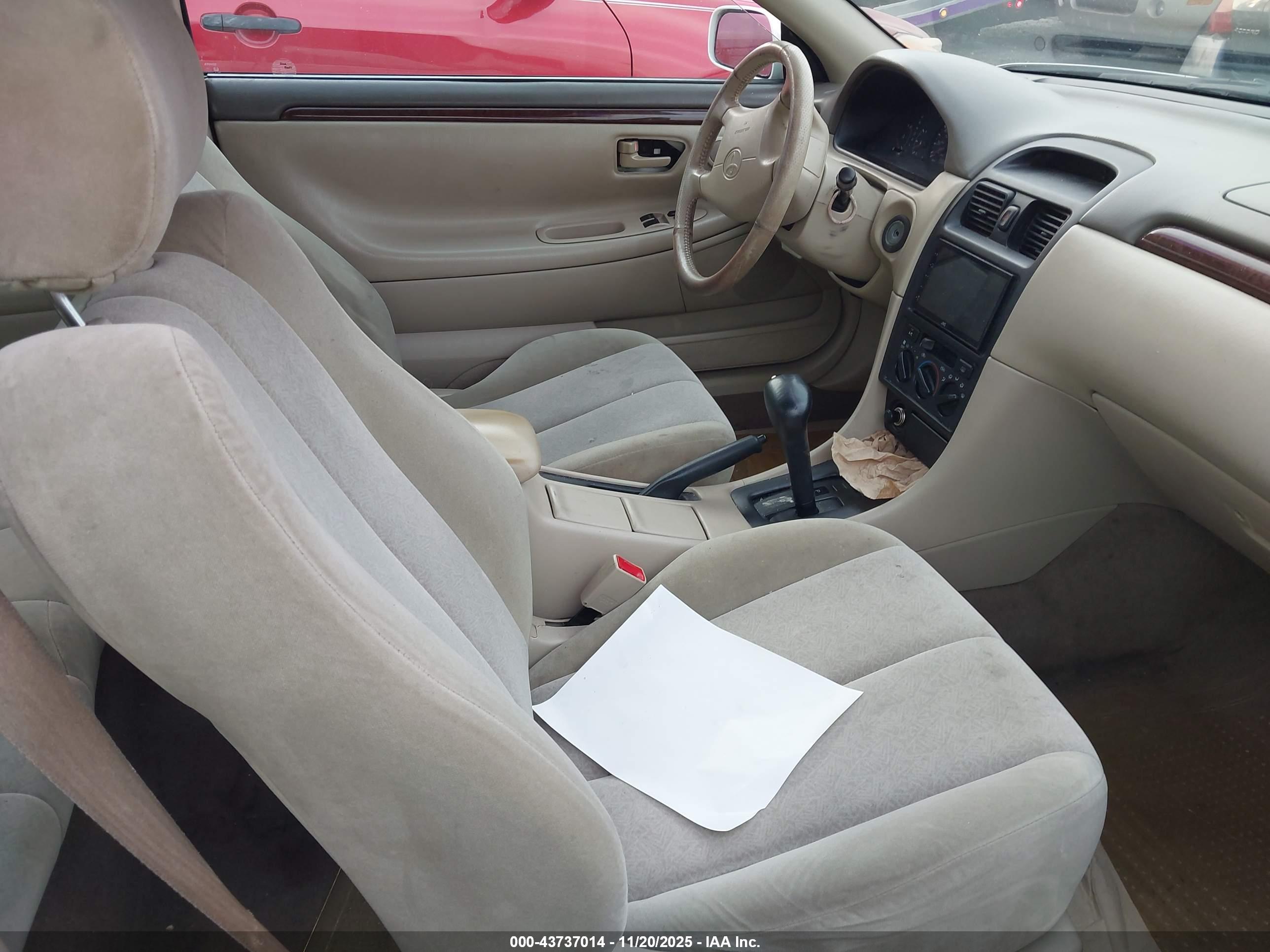 TOYOTA CAMRY image 5