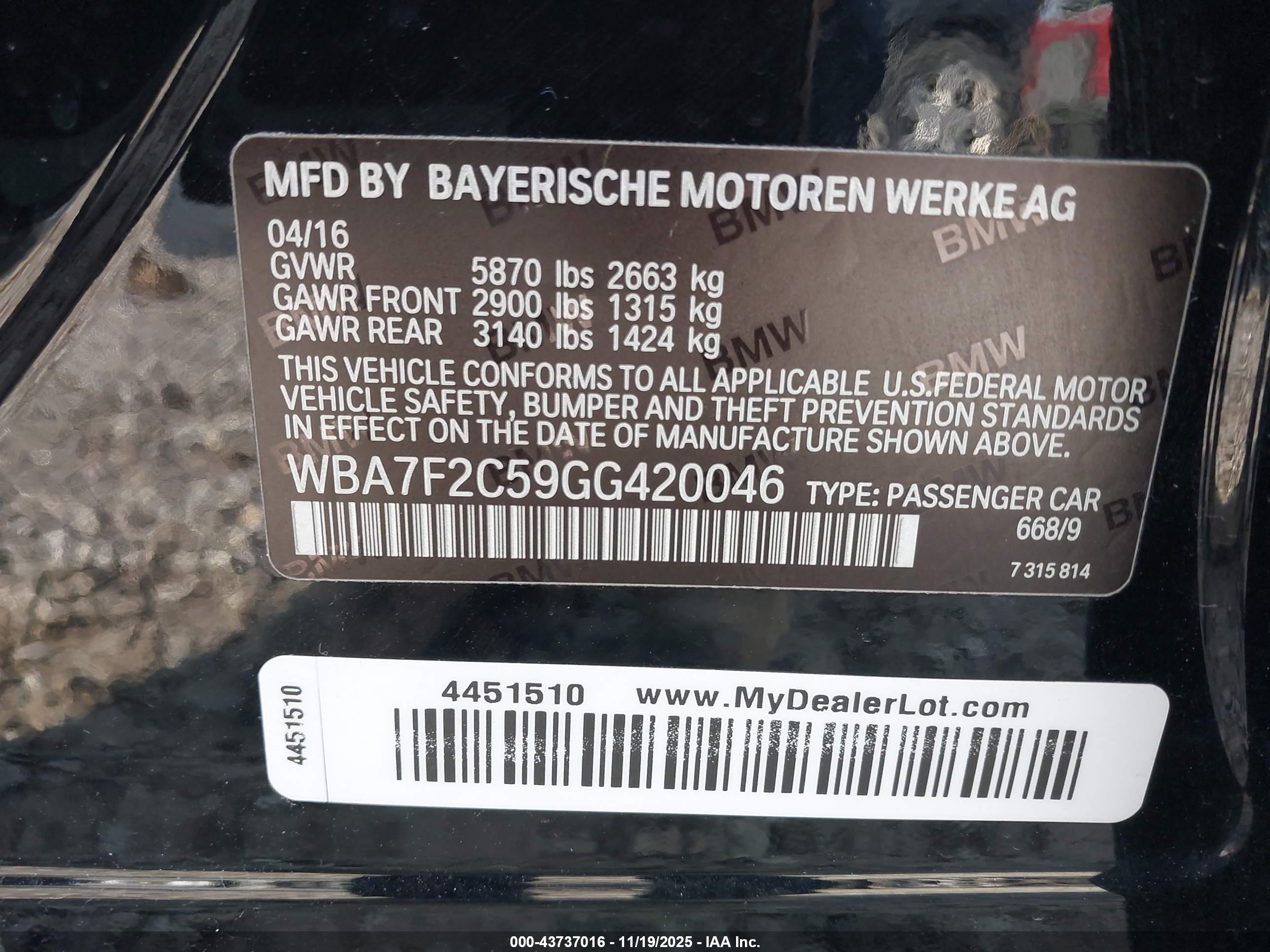 BMW 750I image 9