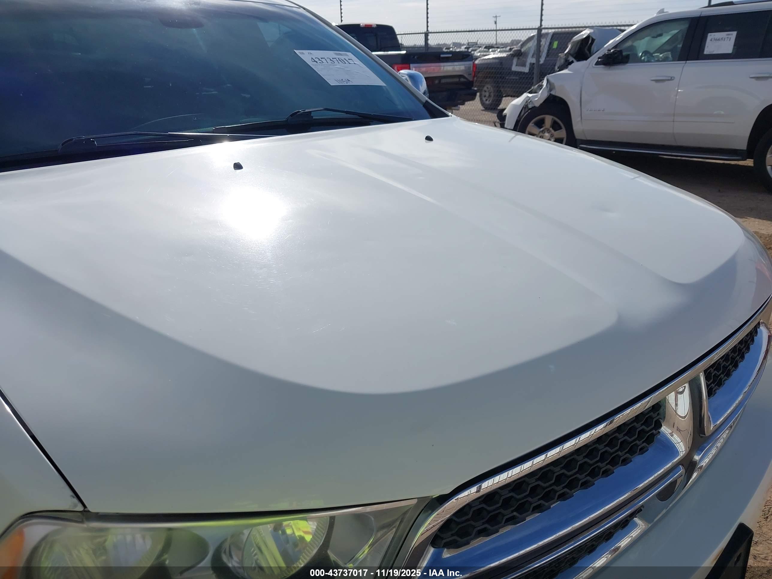 DODGE DURANGO image 6