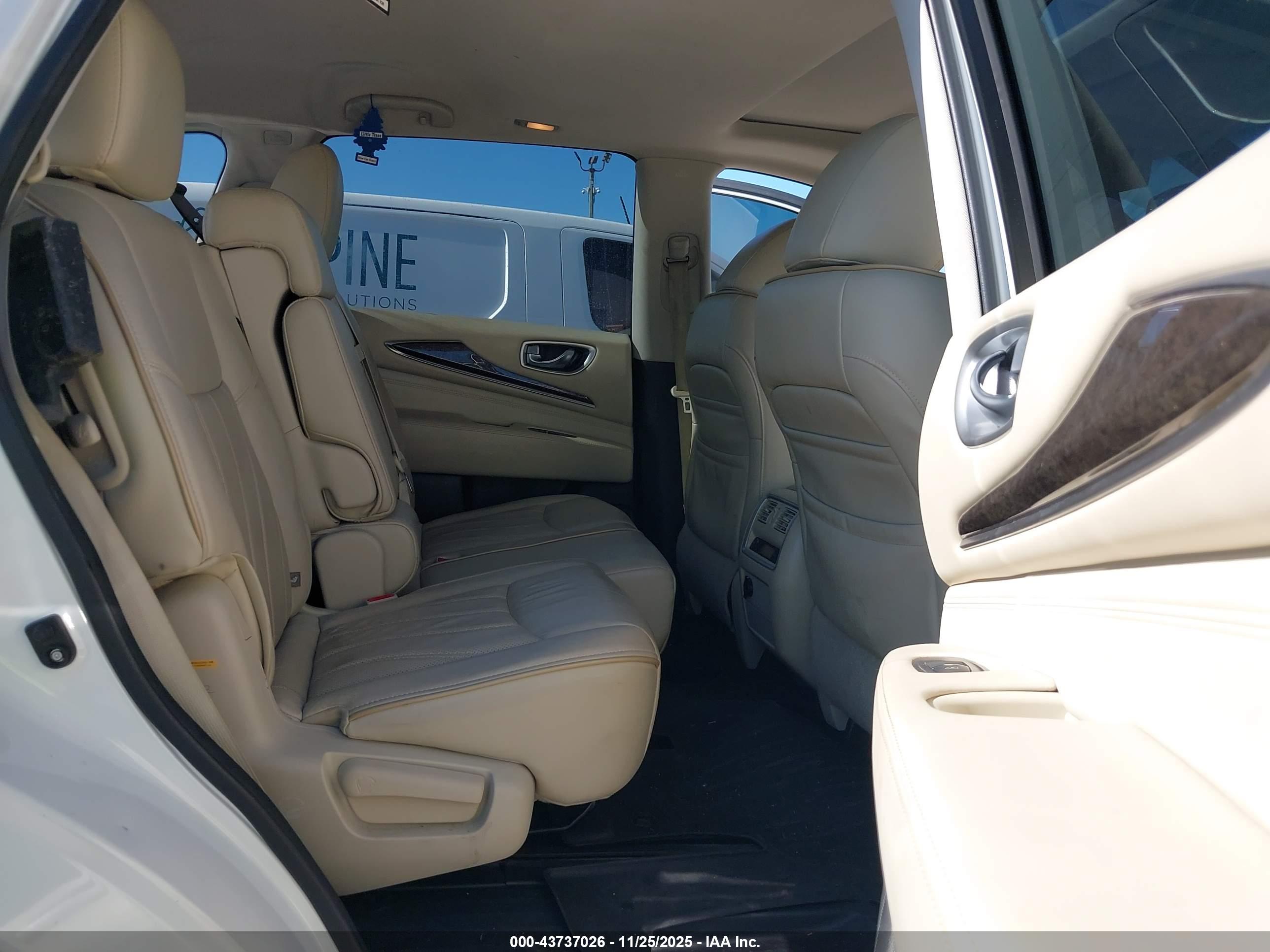 INFINITI QX60 image 8