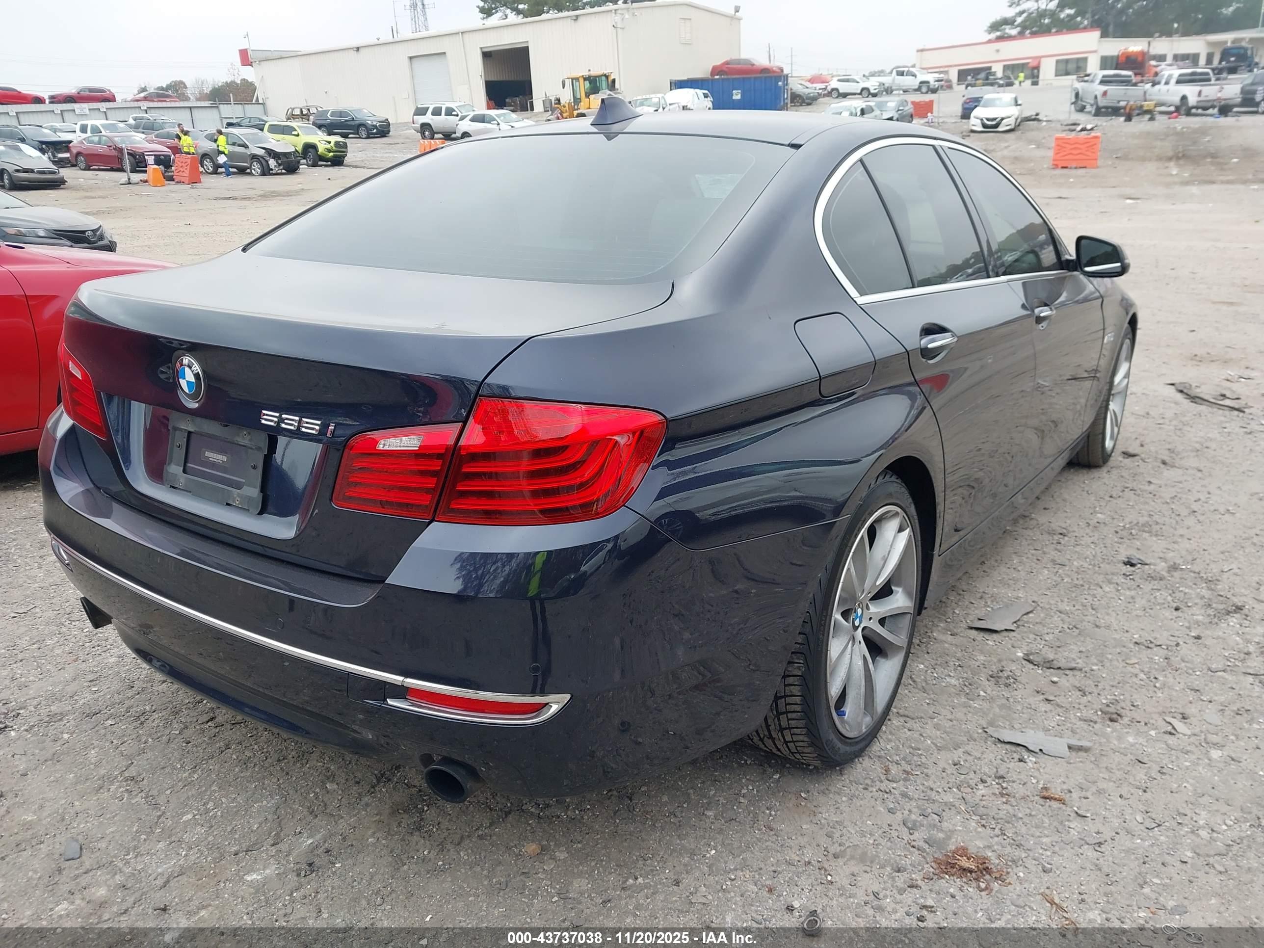 BMW 535I image 4