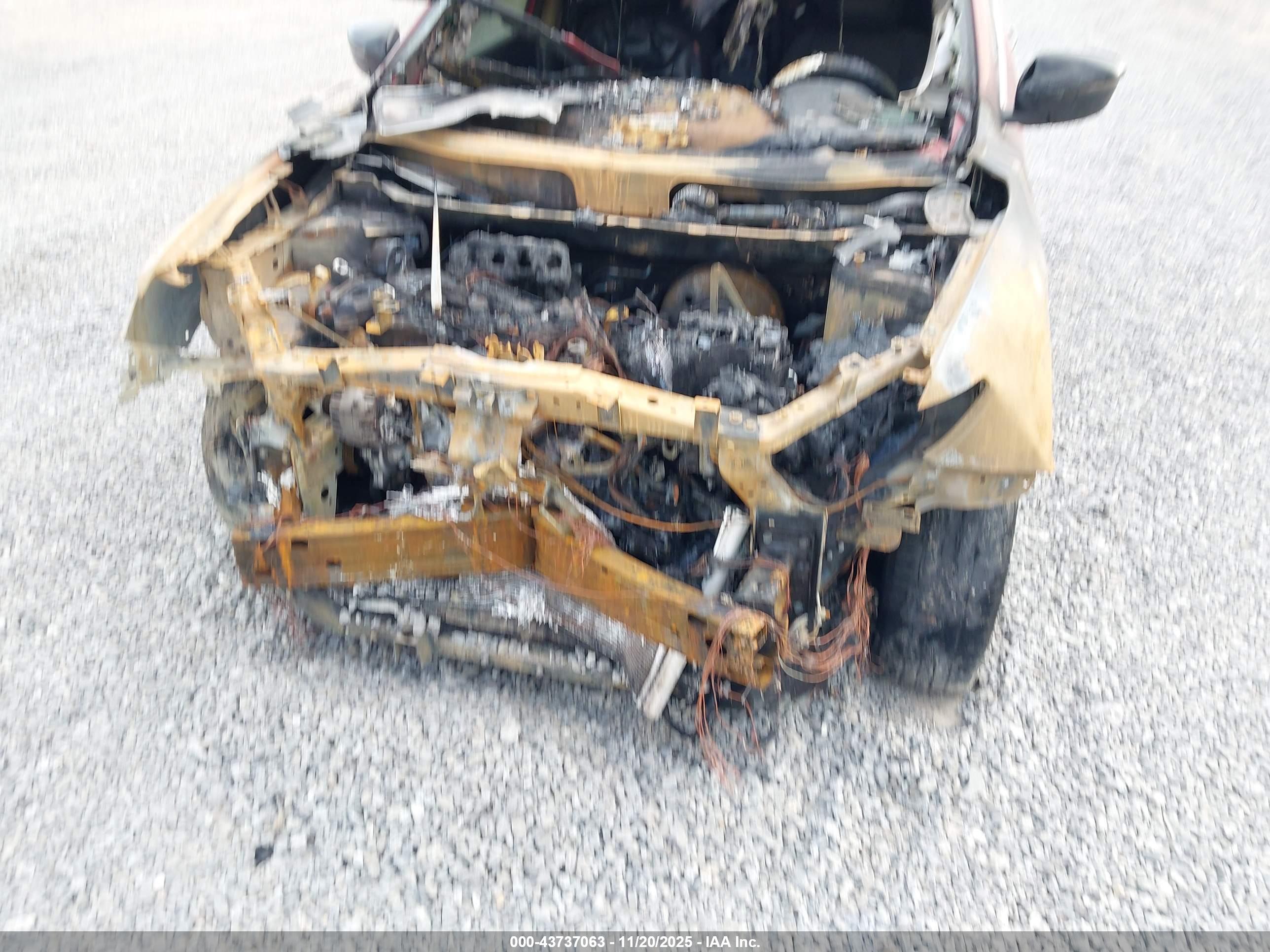 NISSAN ROGUE image 10