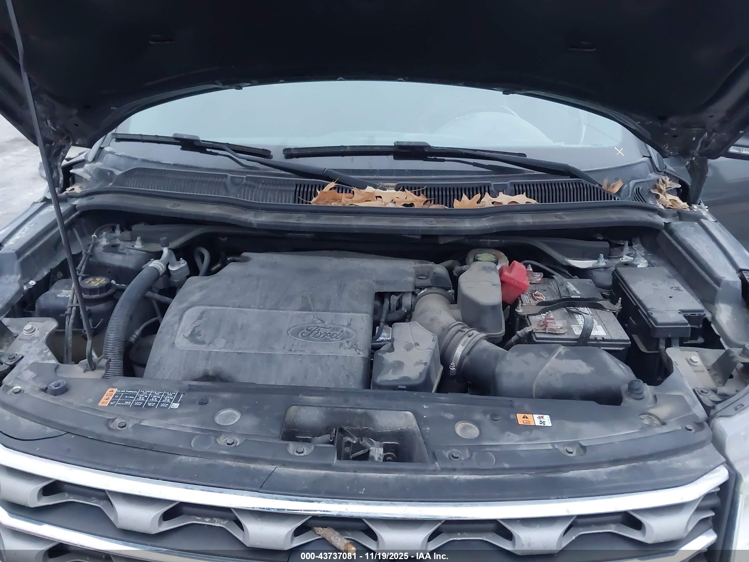 FORD EXPLORER image 10