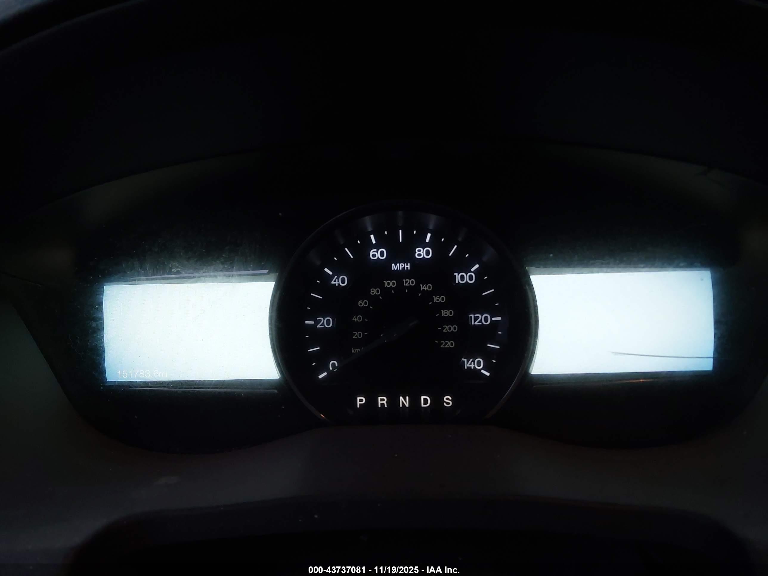 FORD EXPLORER image 7