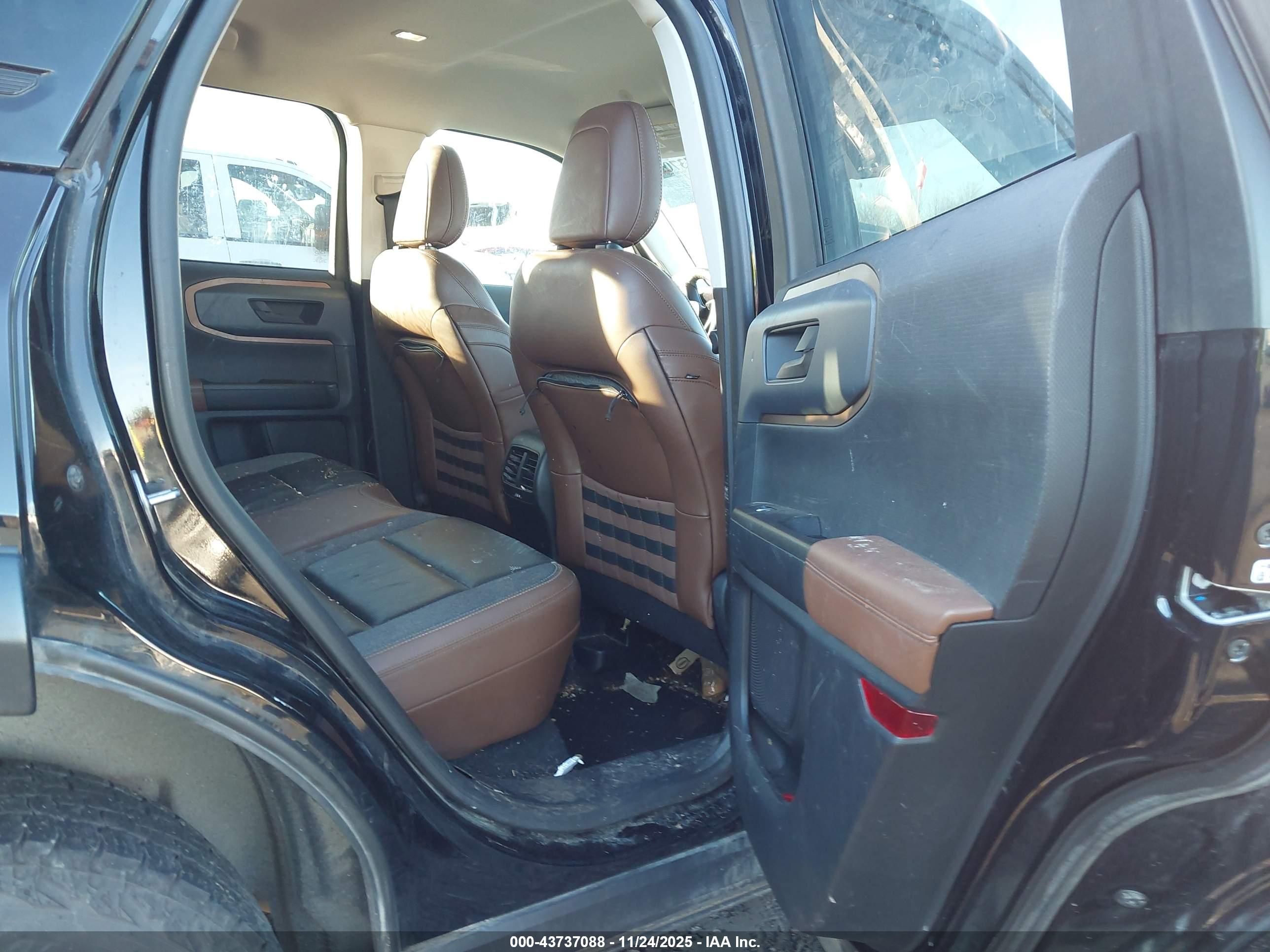 FORD BRONCO image 8