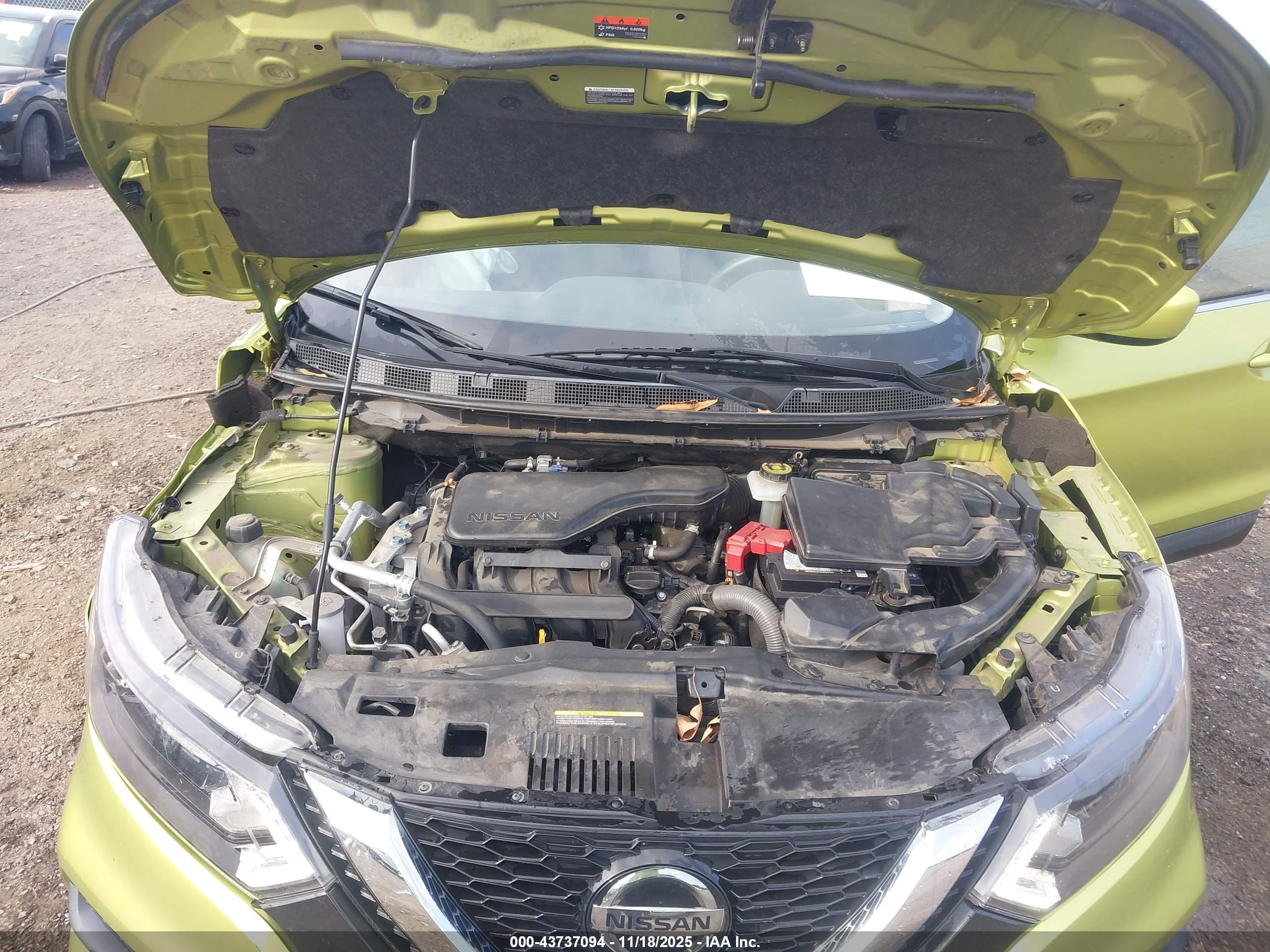 NISSAN ROGUE image 10
