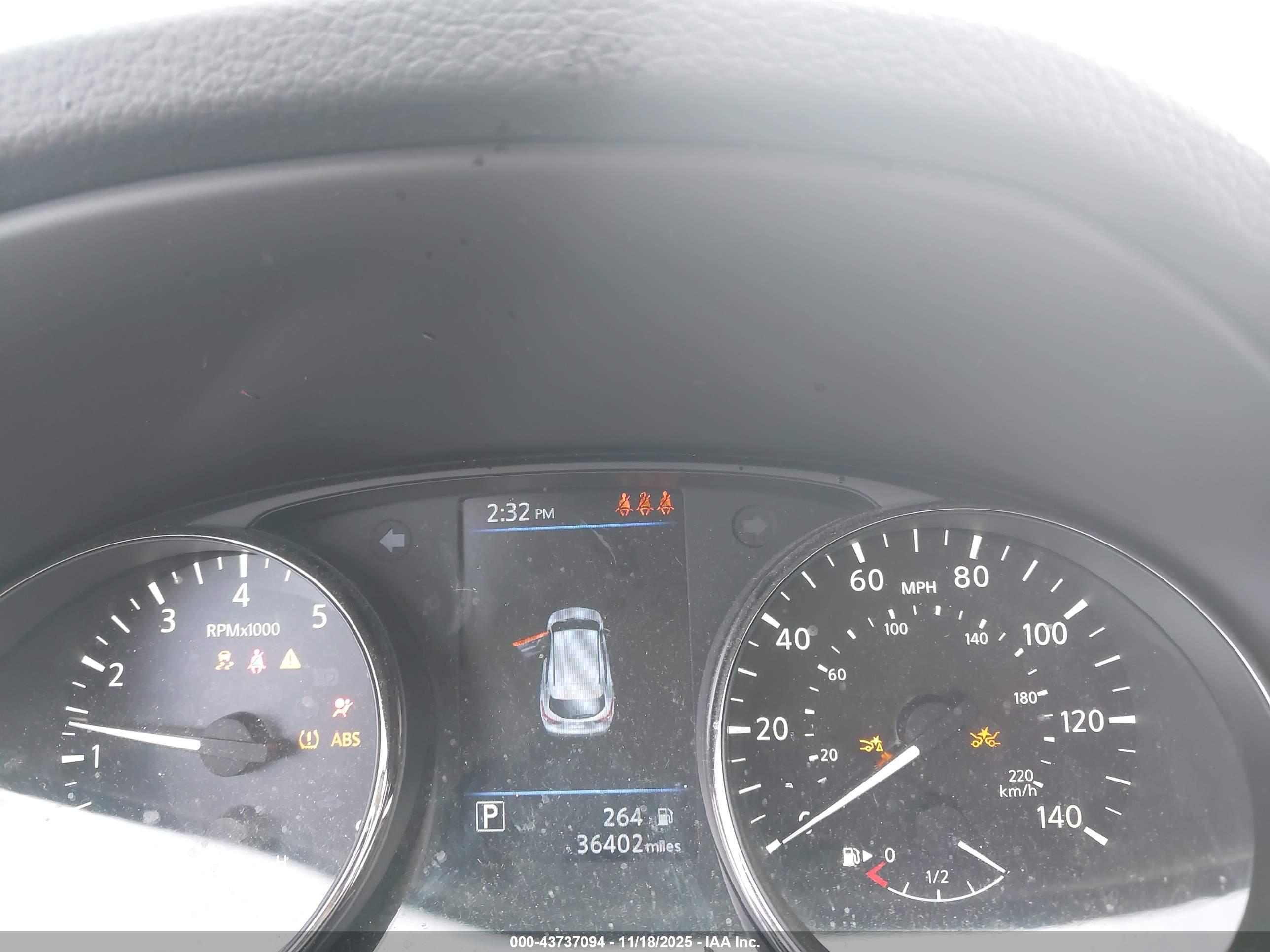 NISSAN ROGUE image 7