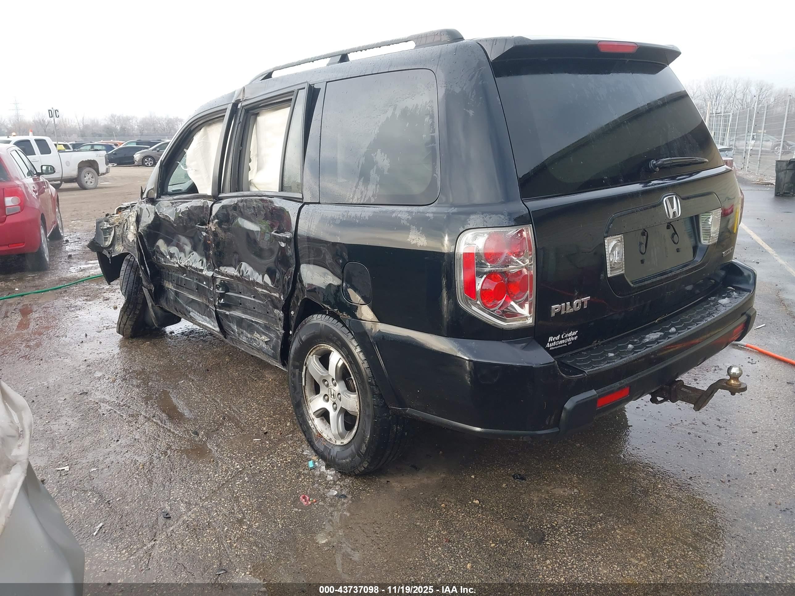 HONDA PILOT image 3