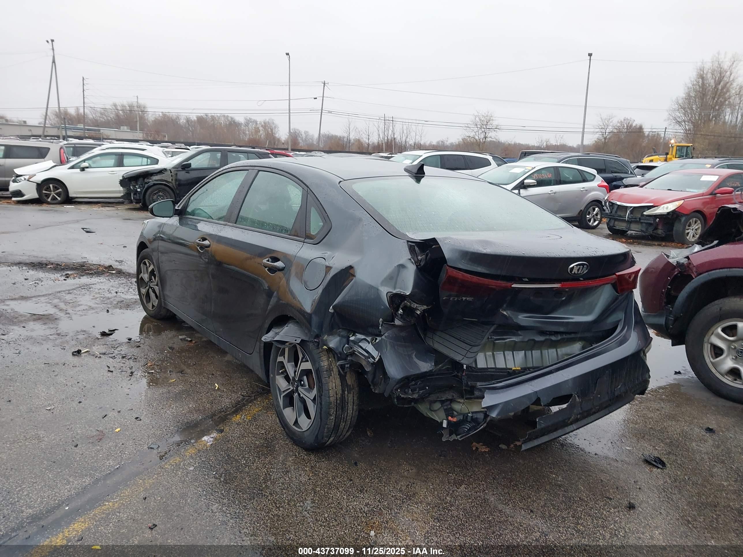 KIA FORTE image 3
