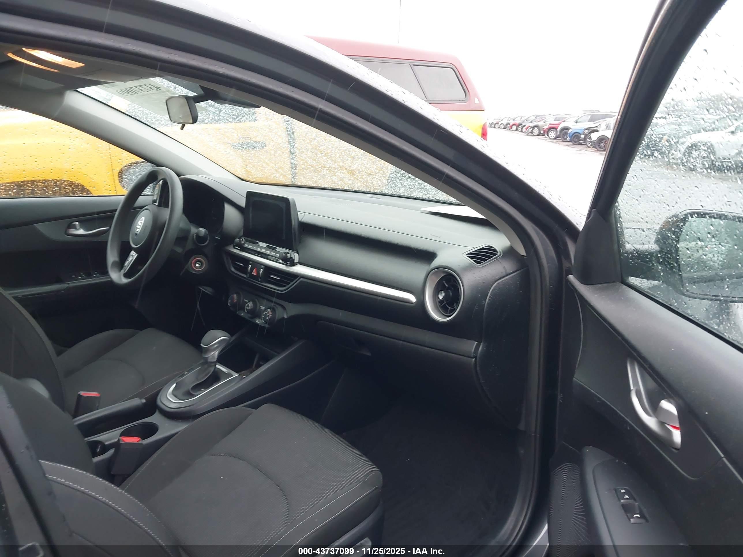 KIA FORTE image 5