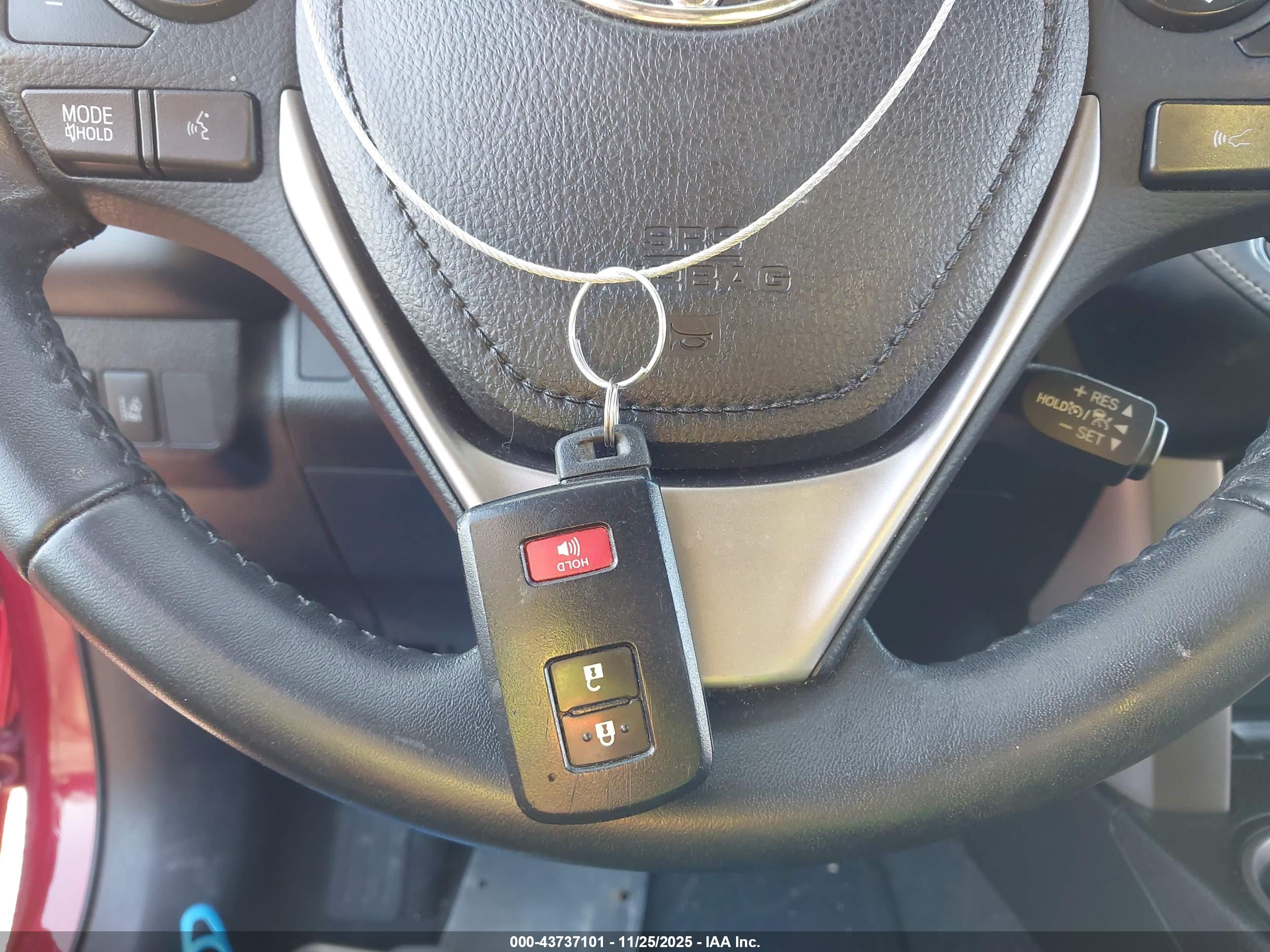 TOYOTA RAV4 image 11
