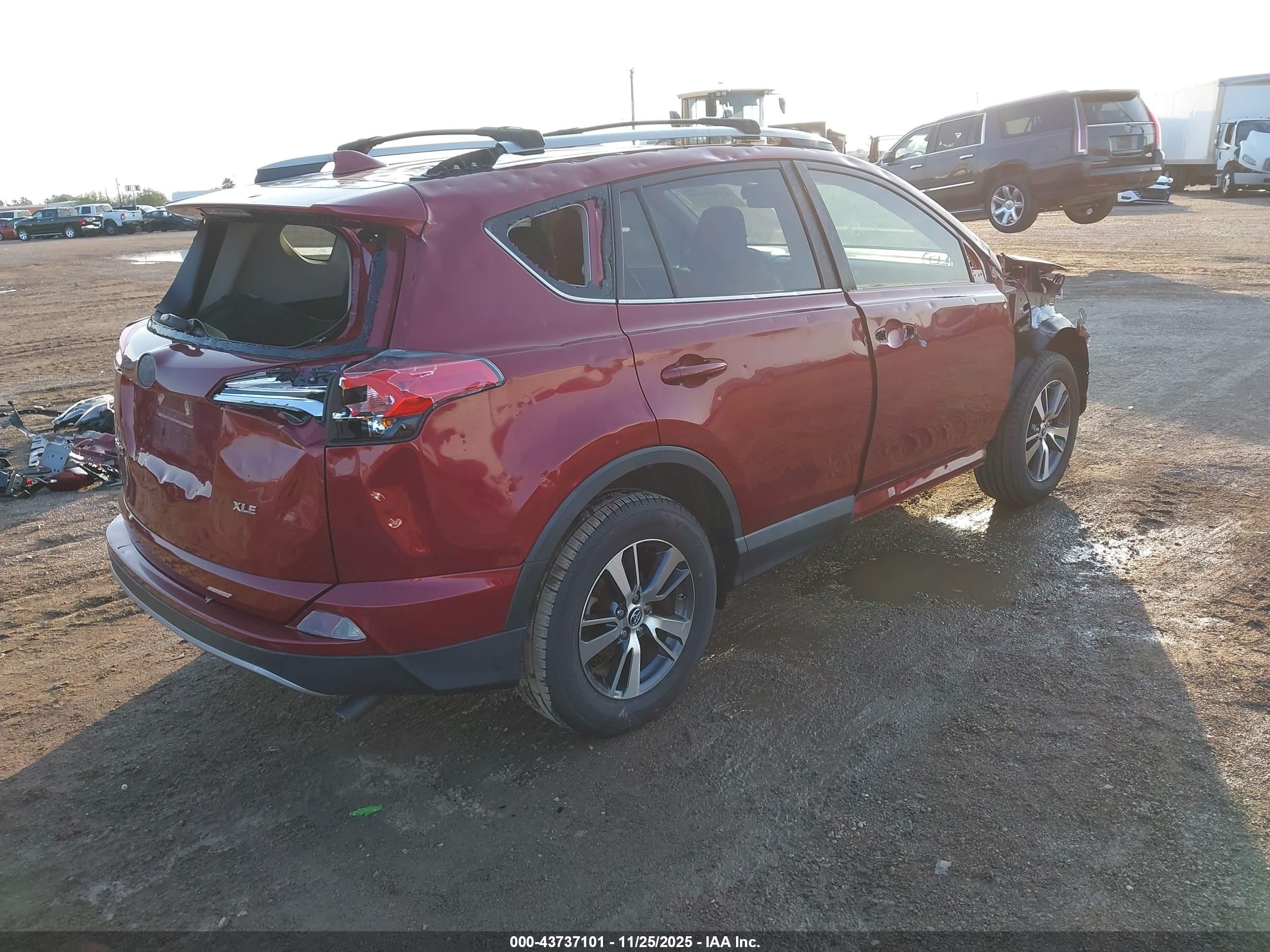 TOYOTA RAV4 image 4