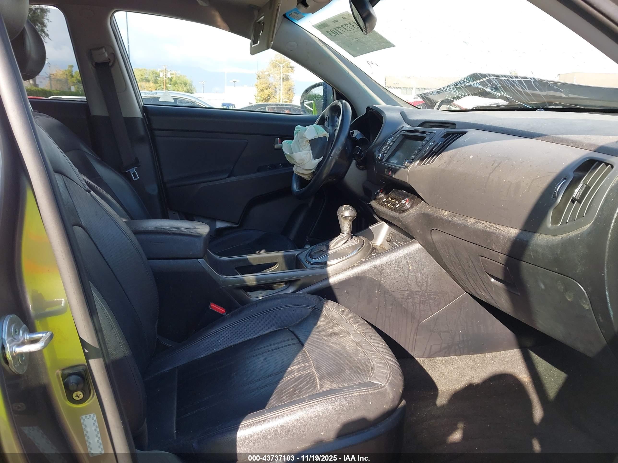 KIA SPORTAGE image 5
