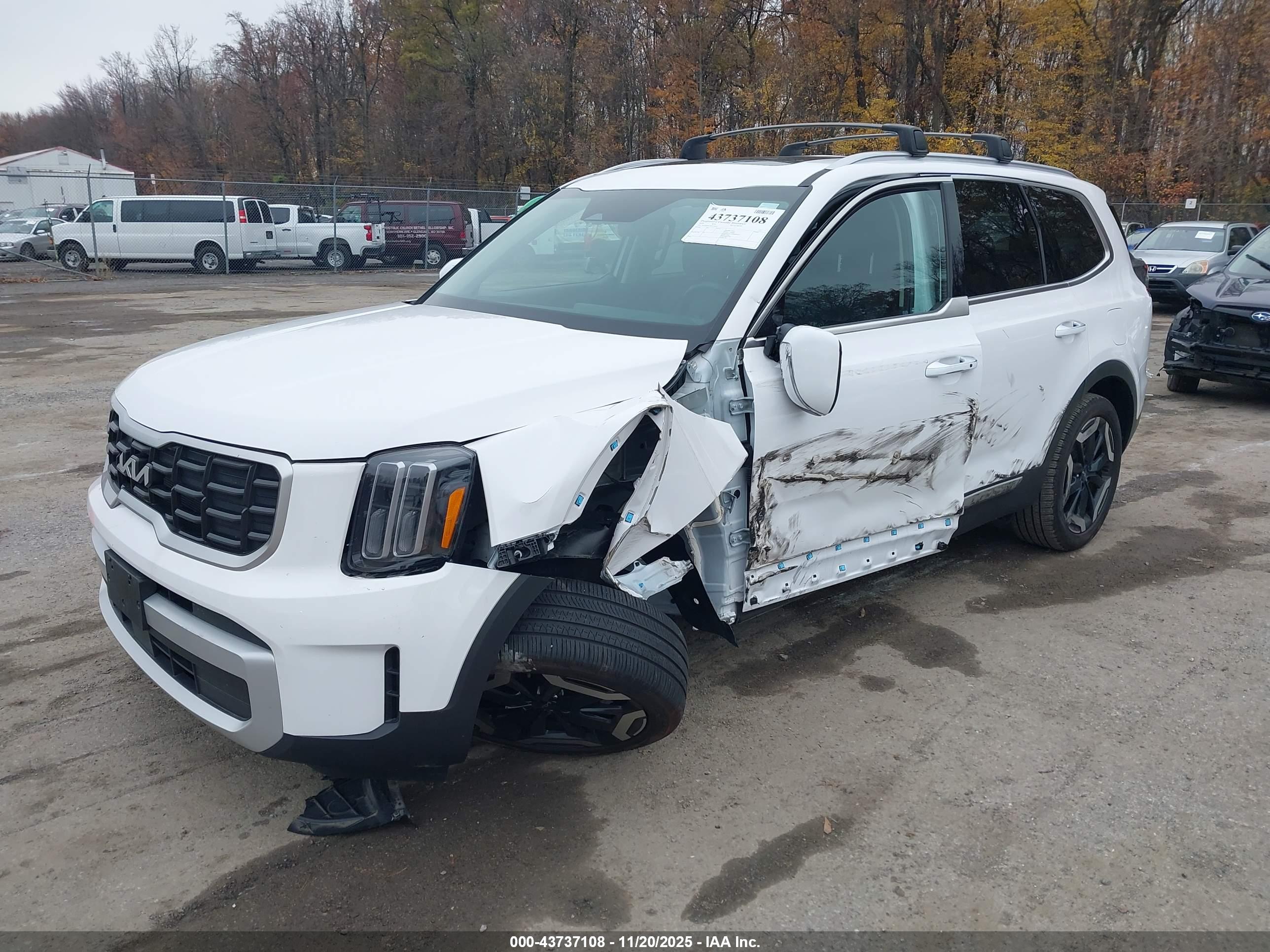 KIA TELLURIDE image 2