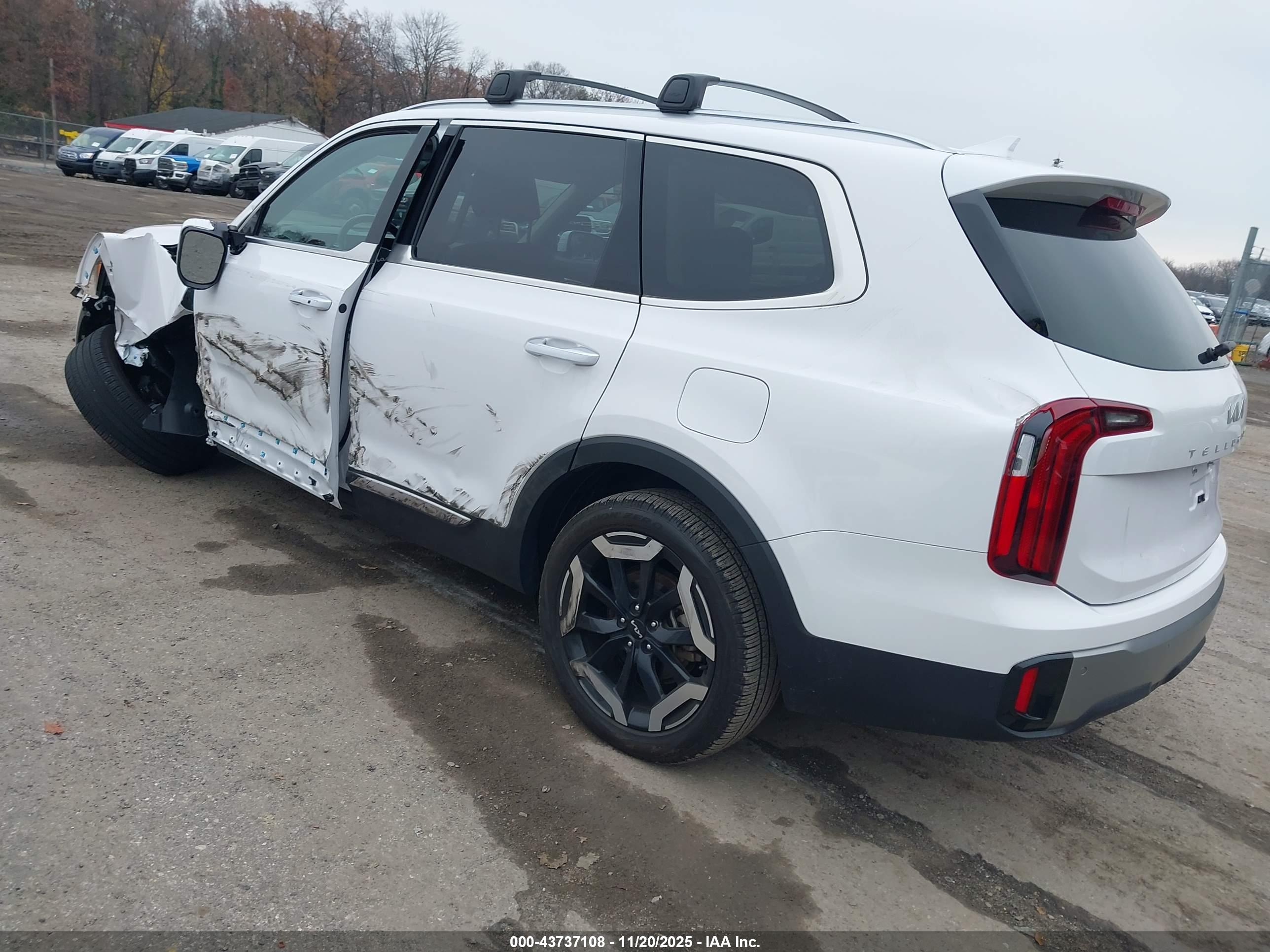 KIA TELLURIDE image 3