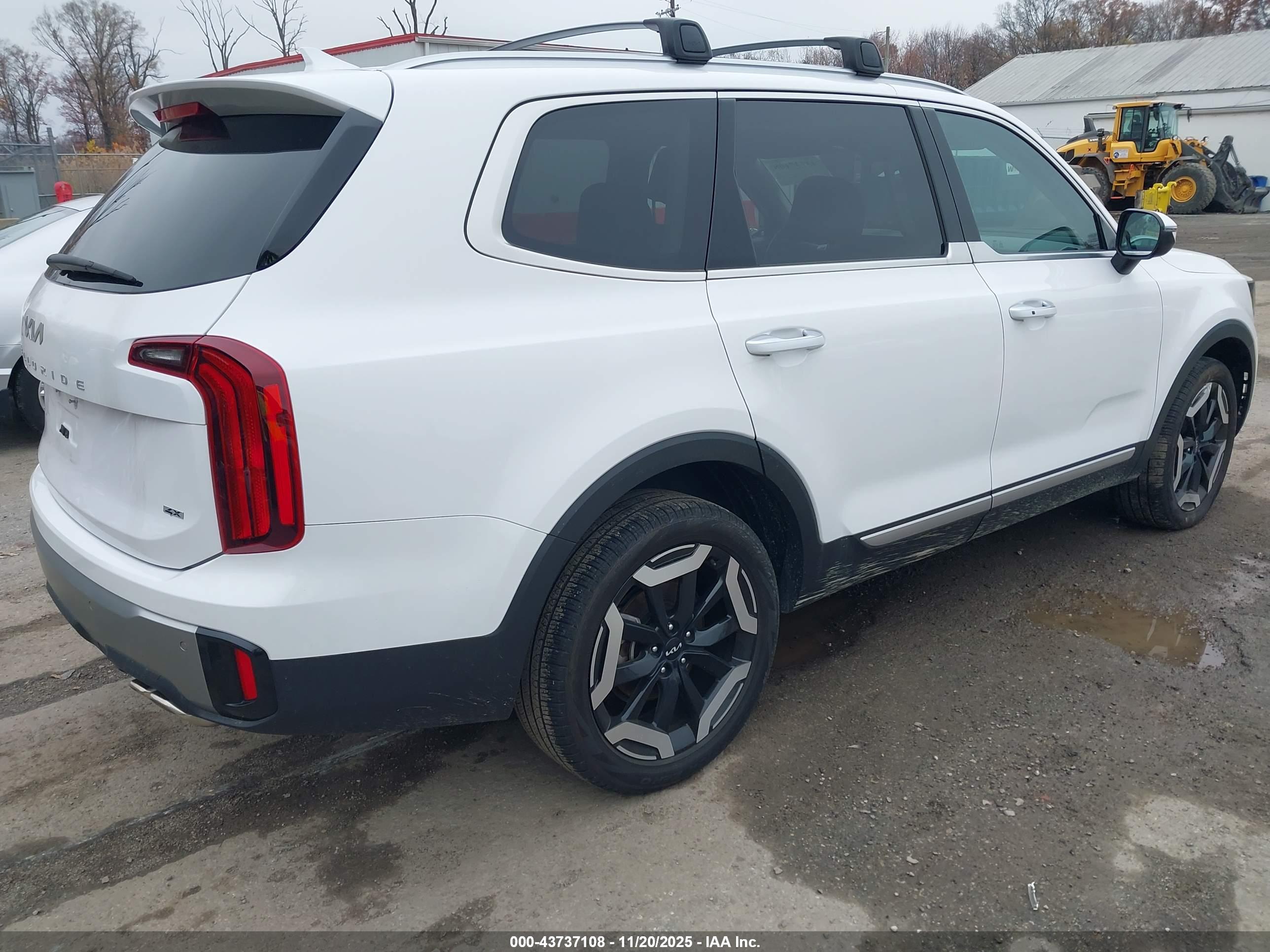 KIA TELLURIDE image 4
