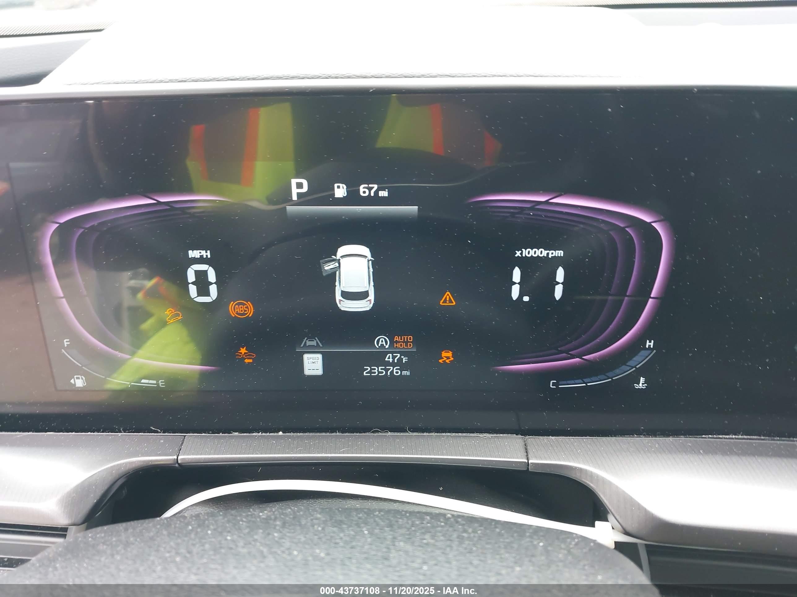 KIA TELLURIDE image 7