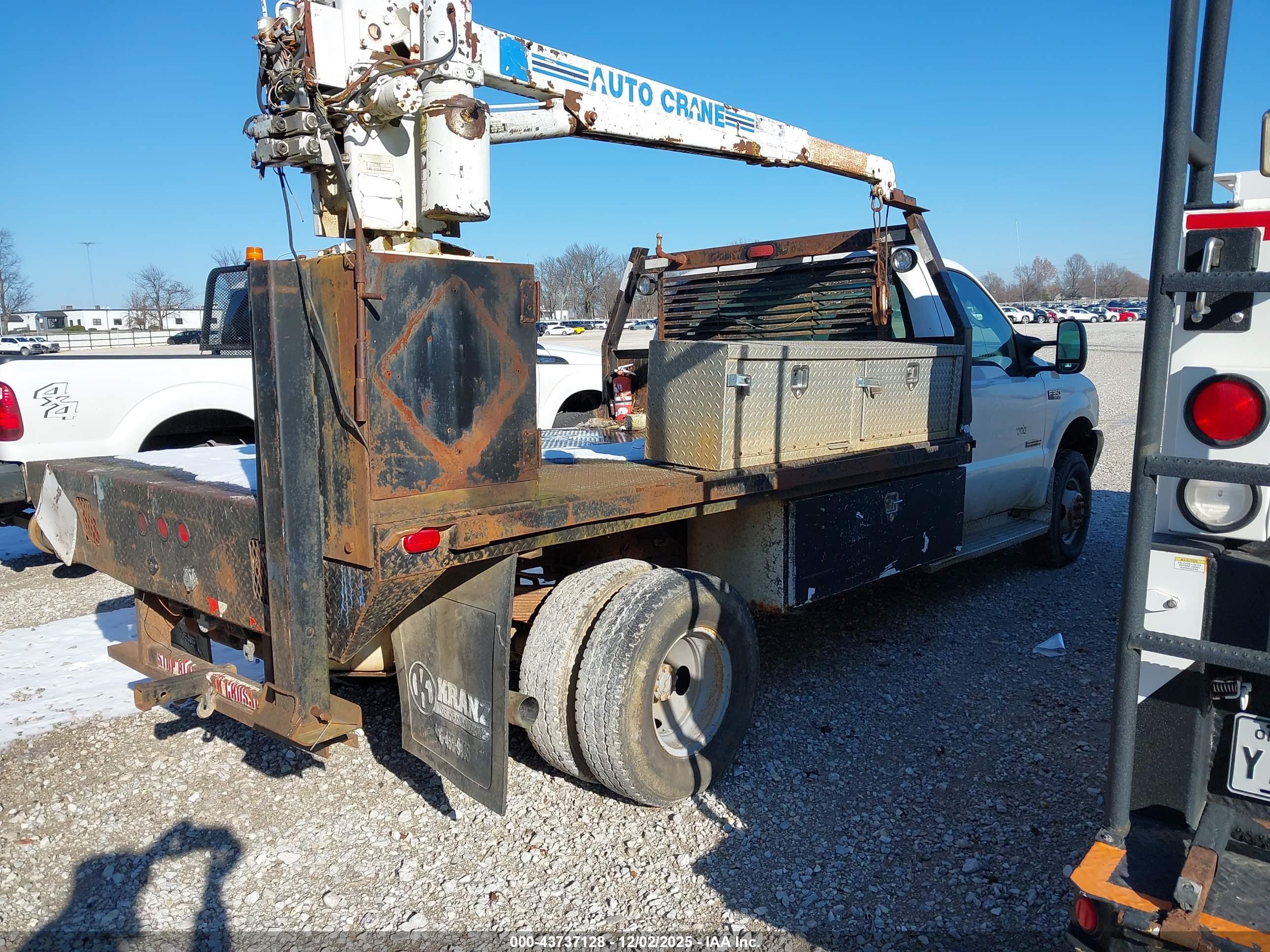 FORD F-350 image 4
