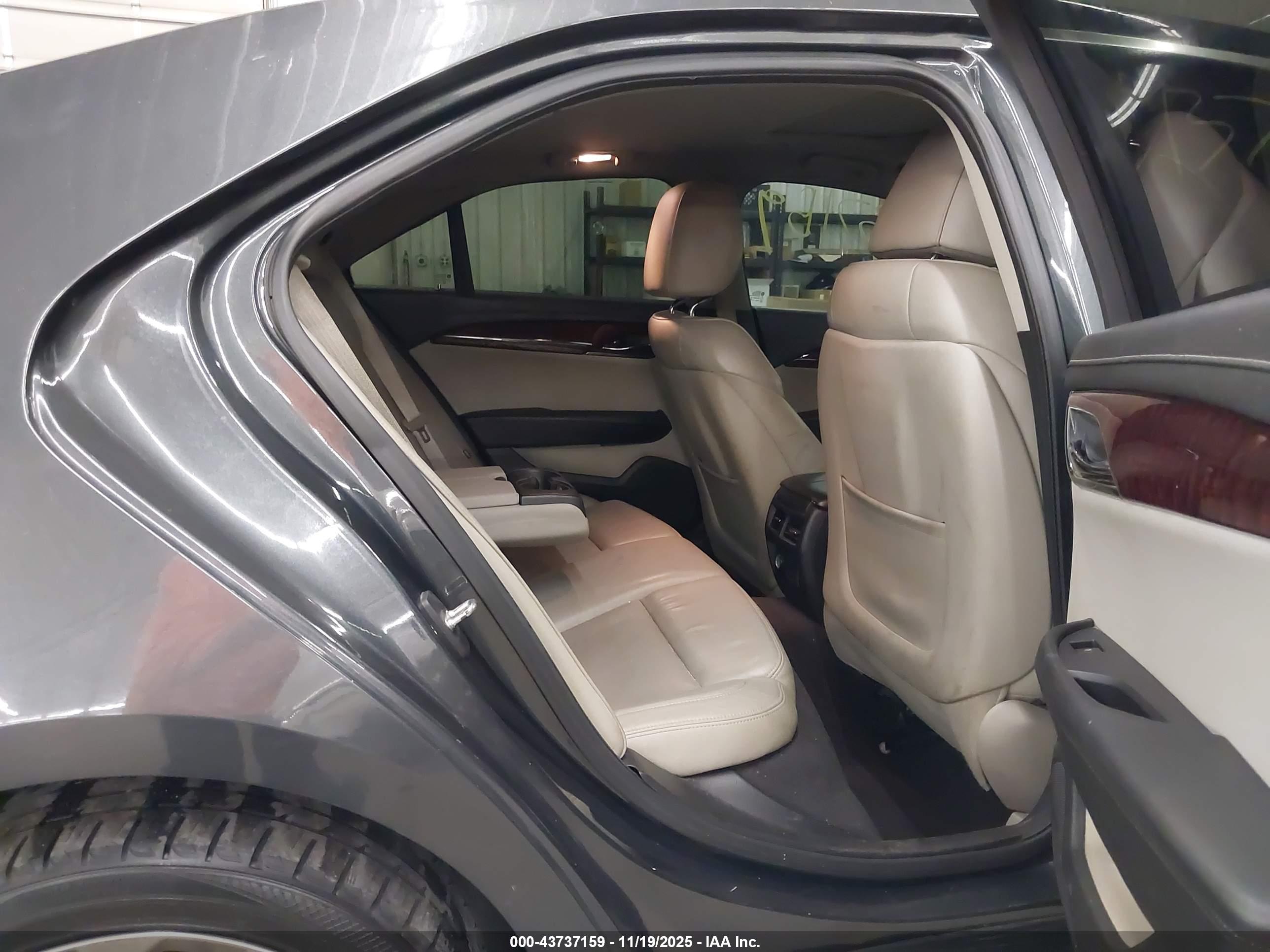 CADILLAC ATS image 8