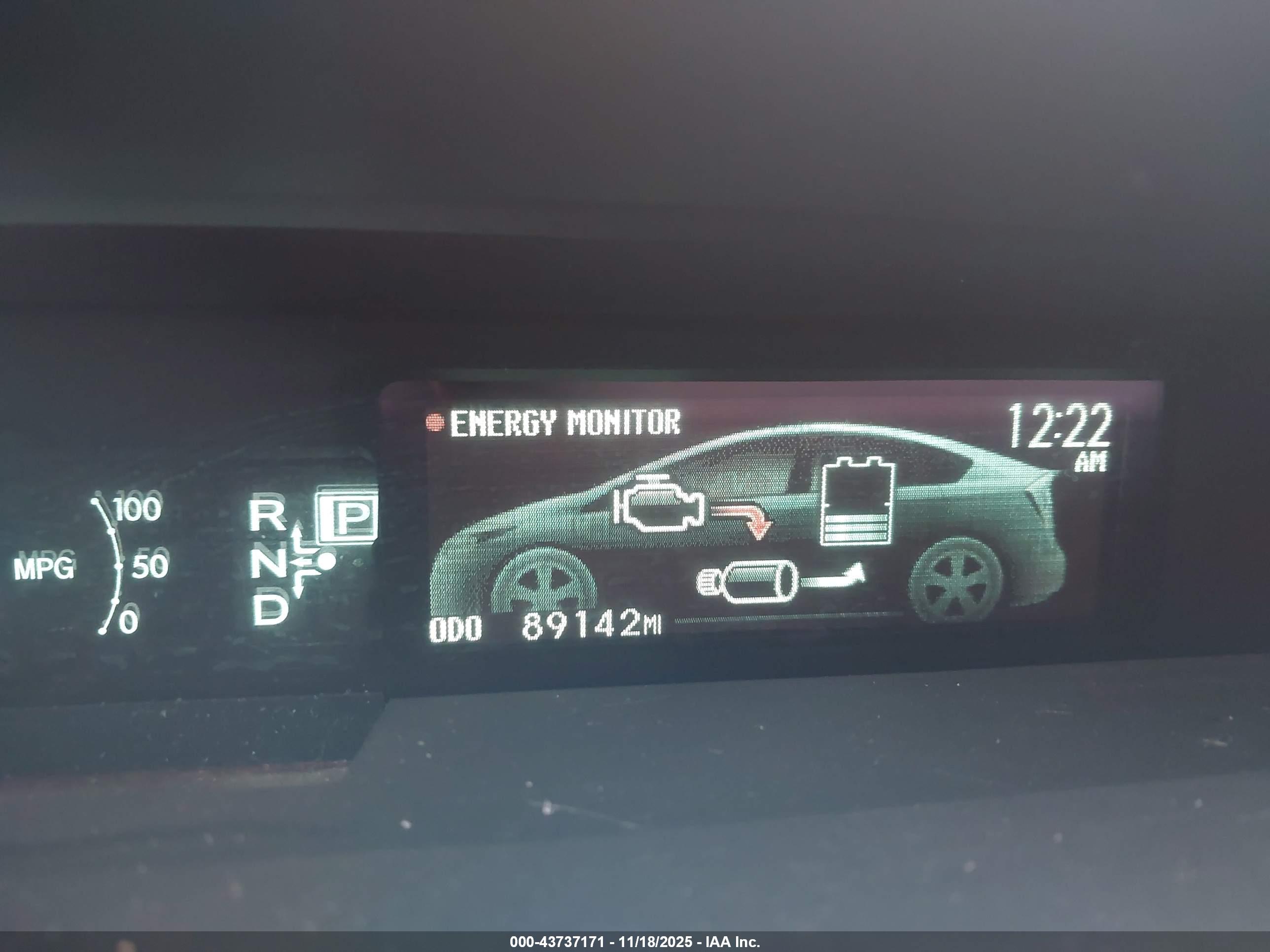 TOYOTA PRIUS image 7