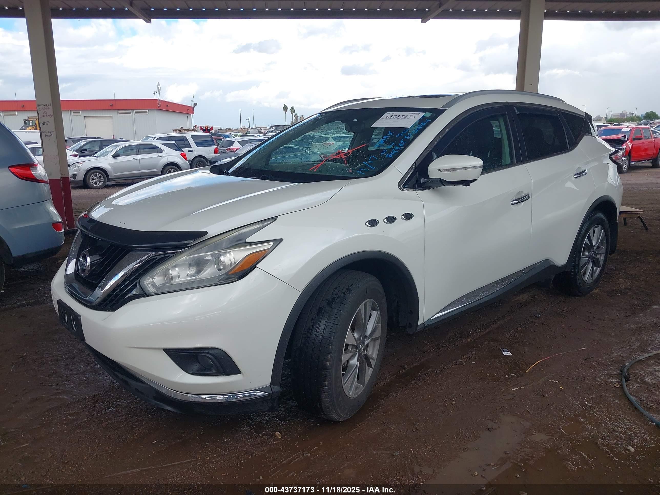 NISSAN MURANO image 2