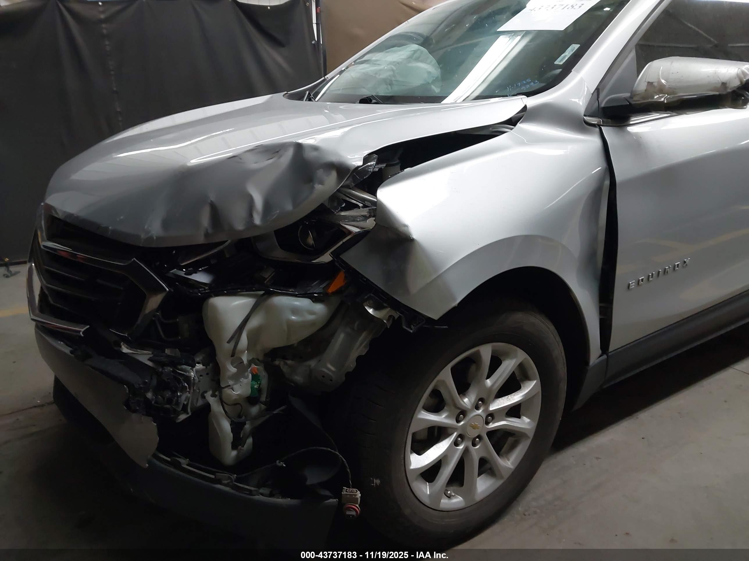 CHEVROLET EQUINOX image 6