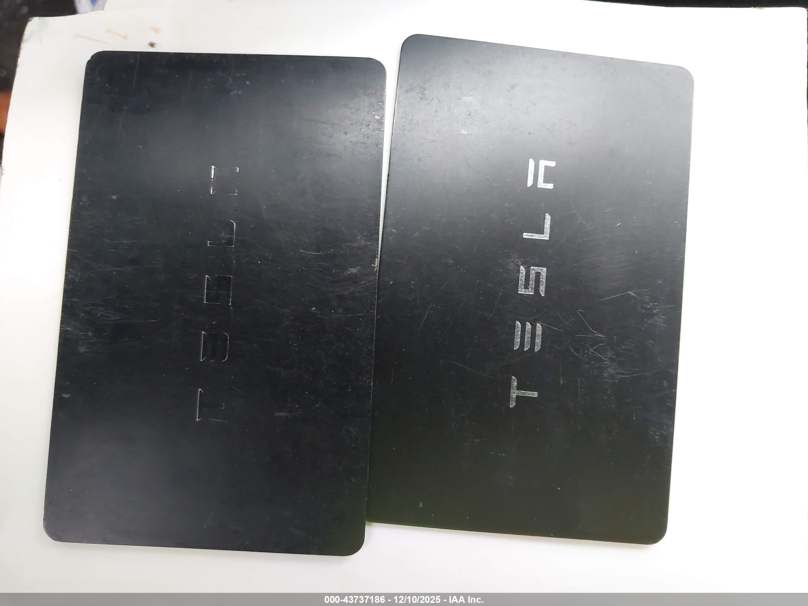 TESLA MODEL image 11
