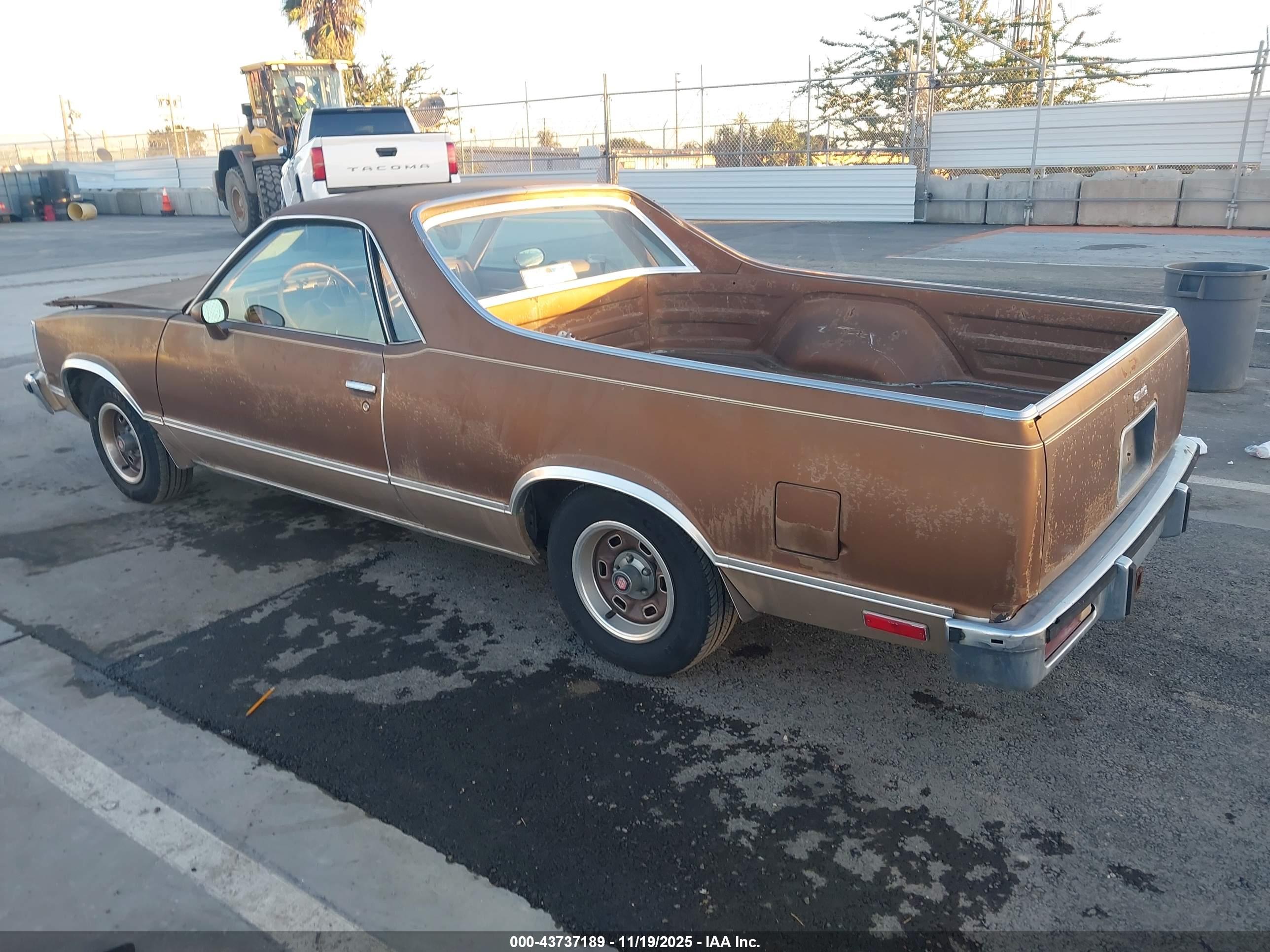 GMC CABALLERO image 3