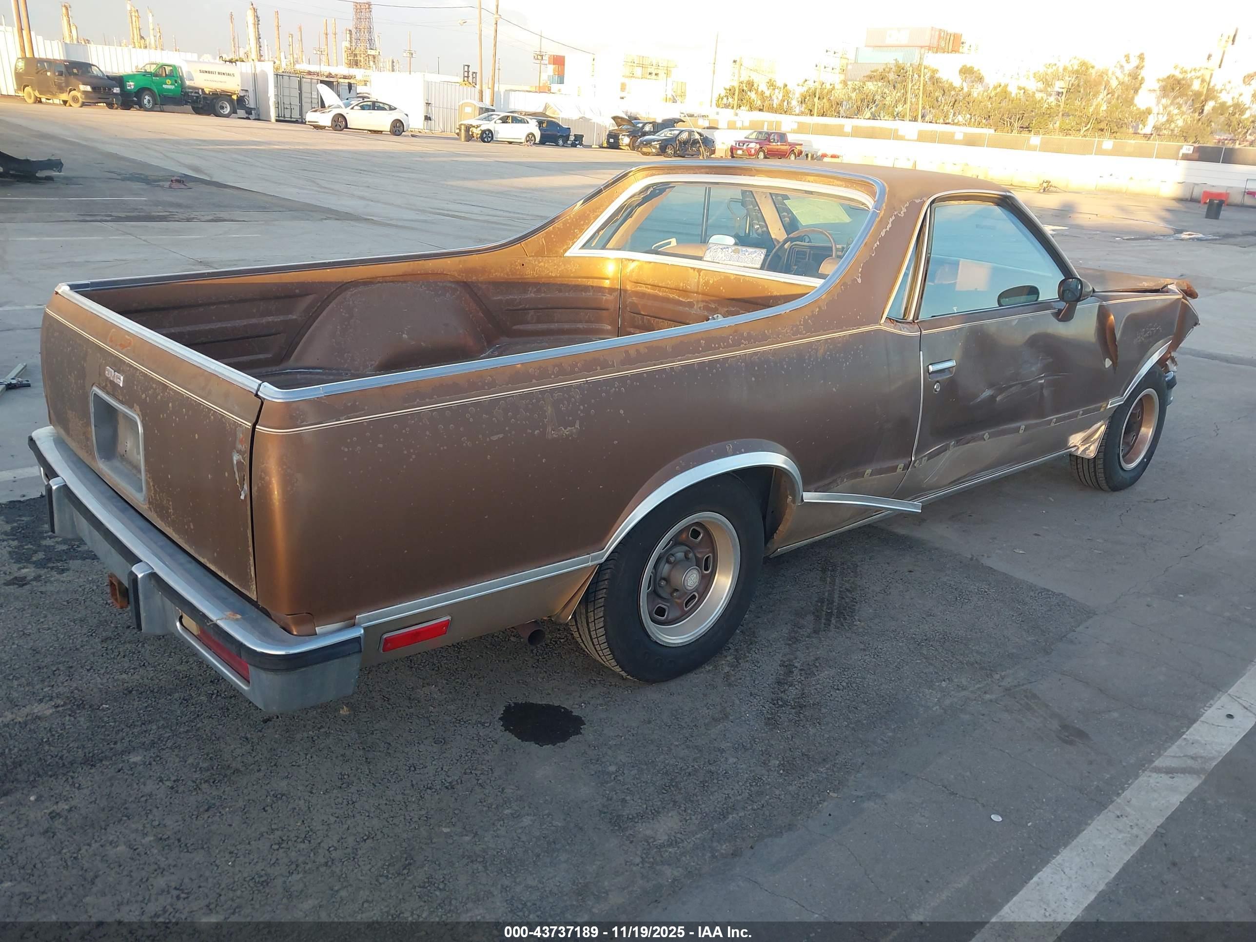 GMC CABALLERO image 4