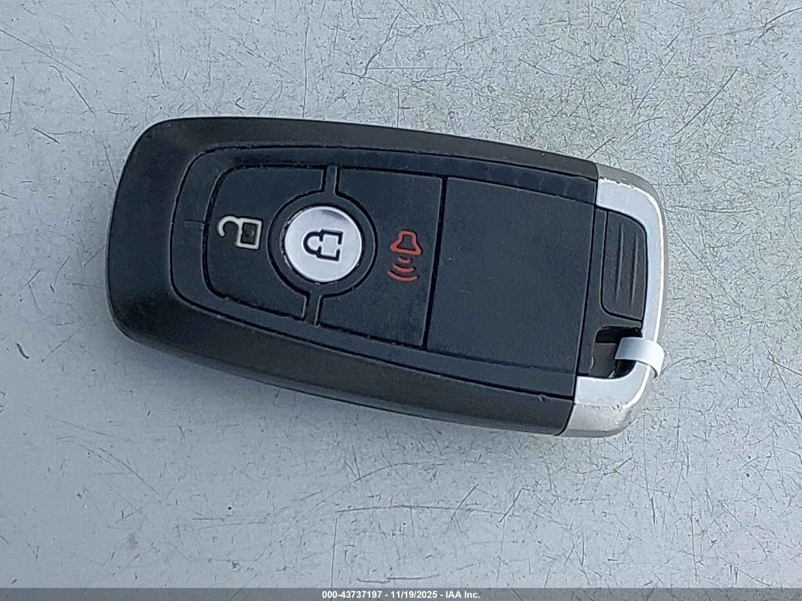 FORD EXPLORER image 11