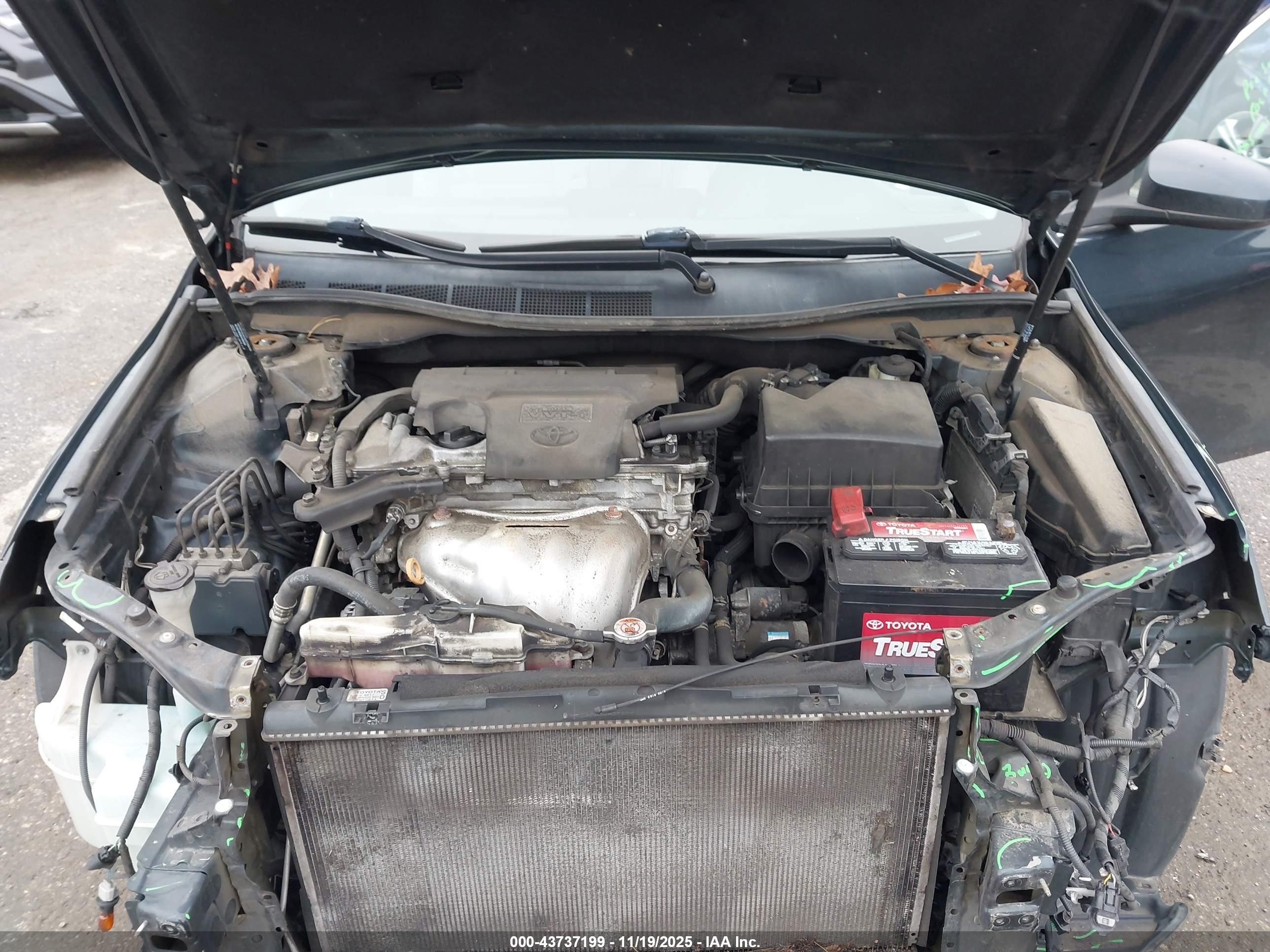 TOYOTA CAMRY image 10