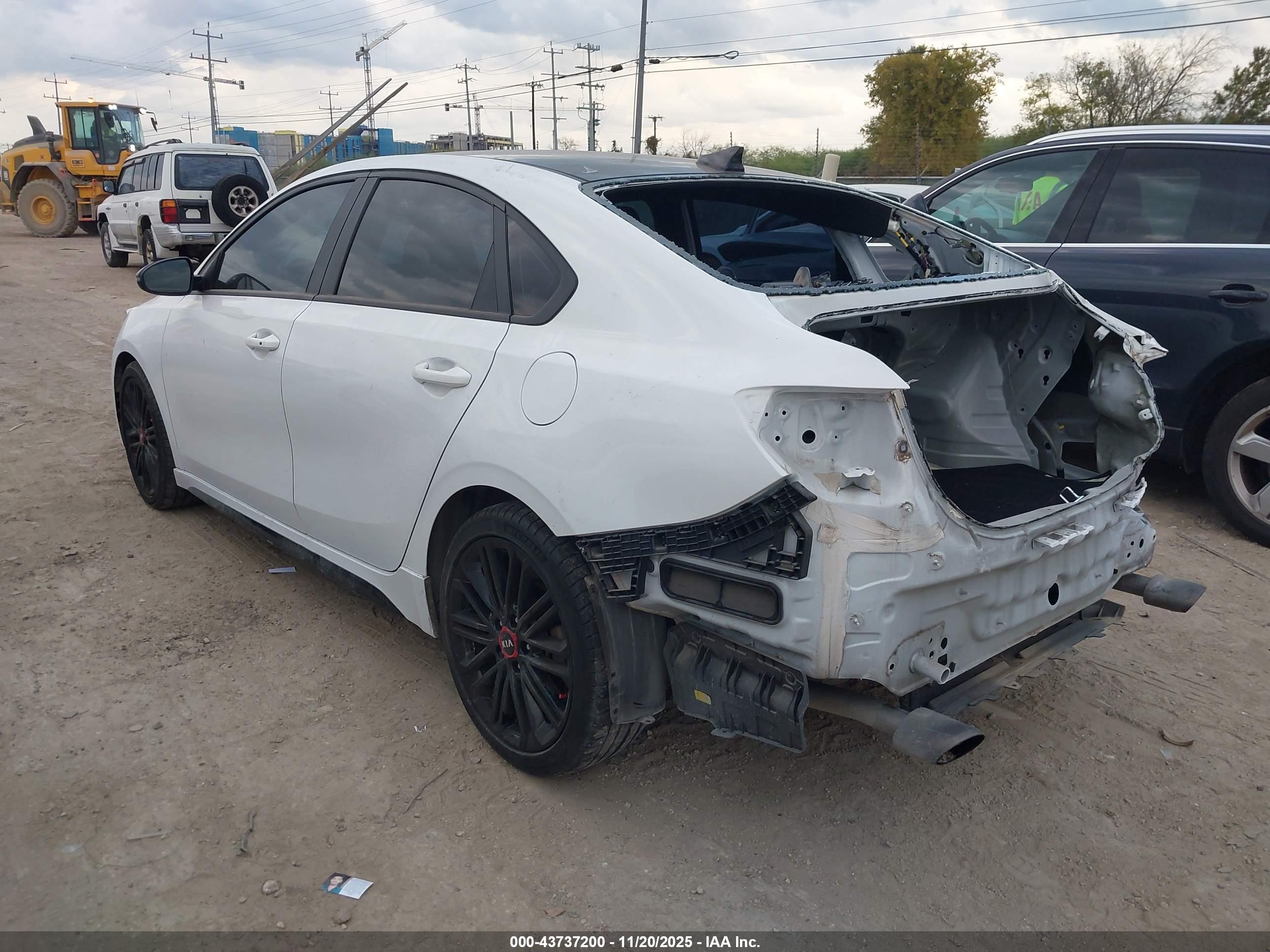 KIA FORTE image 3