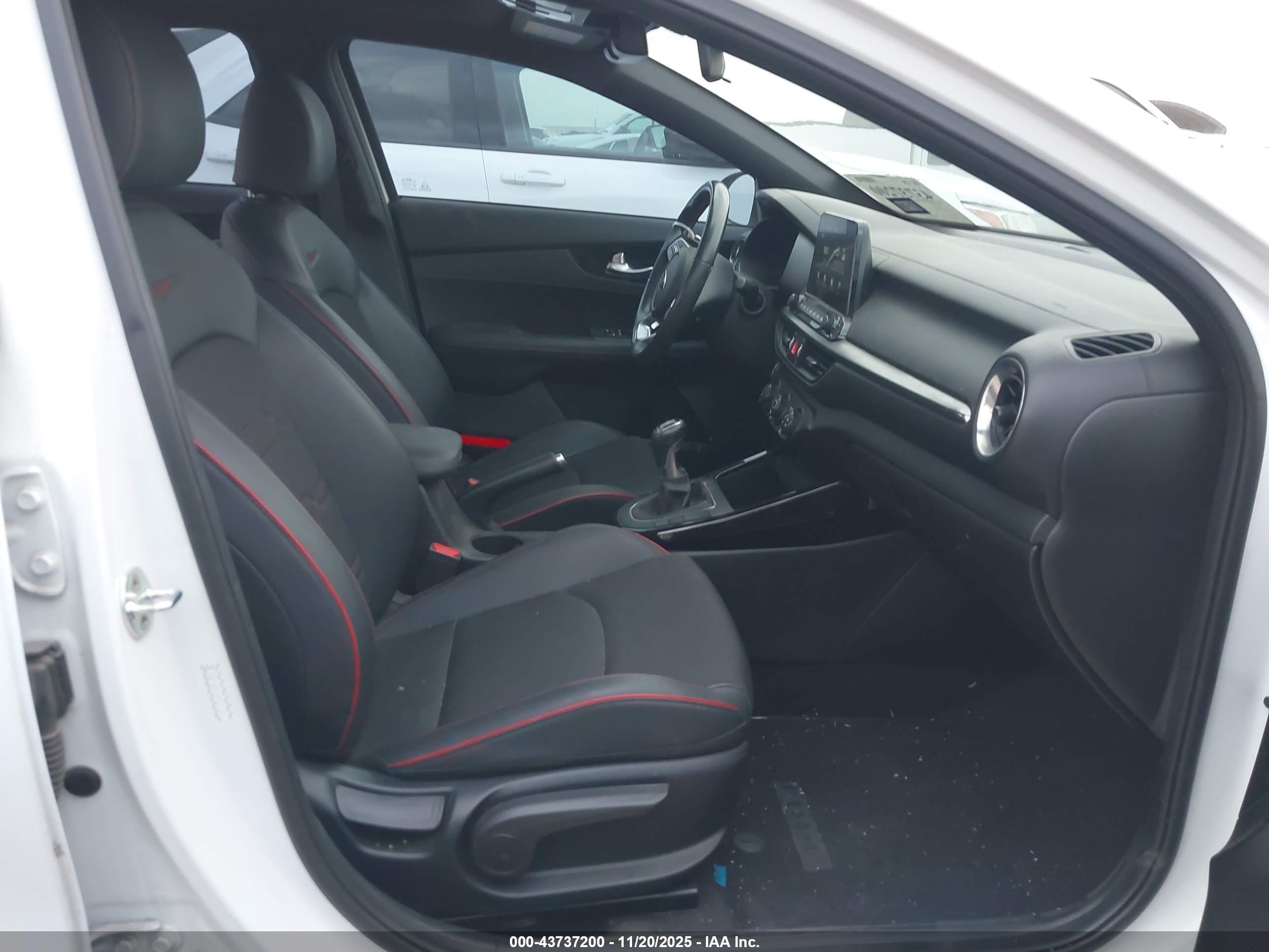 KIA FORTE image 5